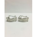 18K White Gold Ladies Diamond Hoop Princess cut Diamond Earrings, 7.4g / 0.50ct