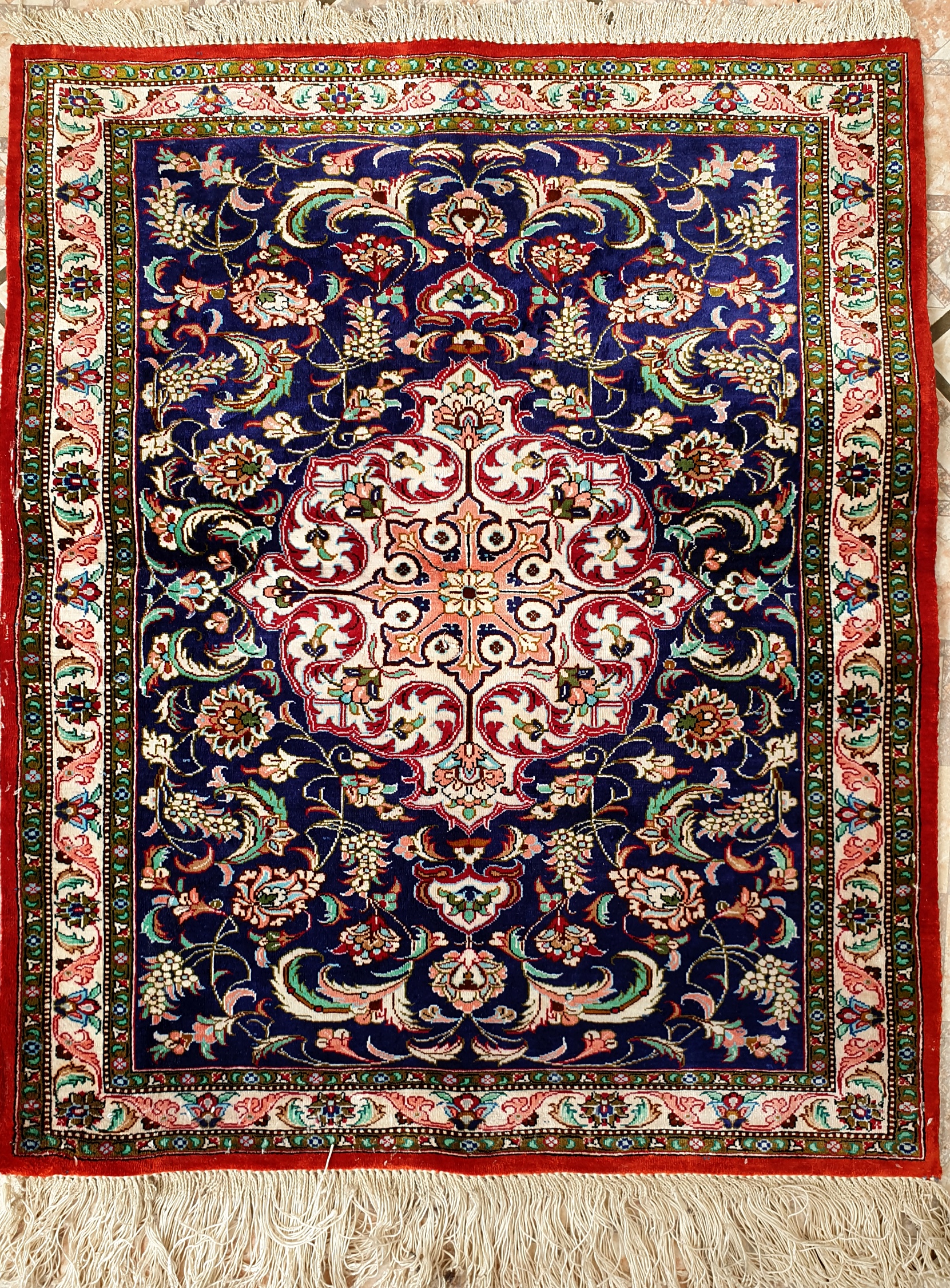 Vintage Afghan Silk Prayer Rug 23 inches by 32 inches. Part of a recent Estate Clearance. Location - Image 4 of 5