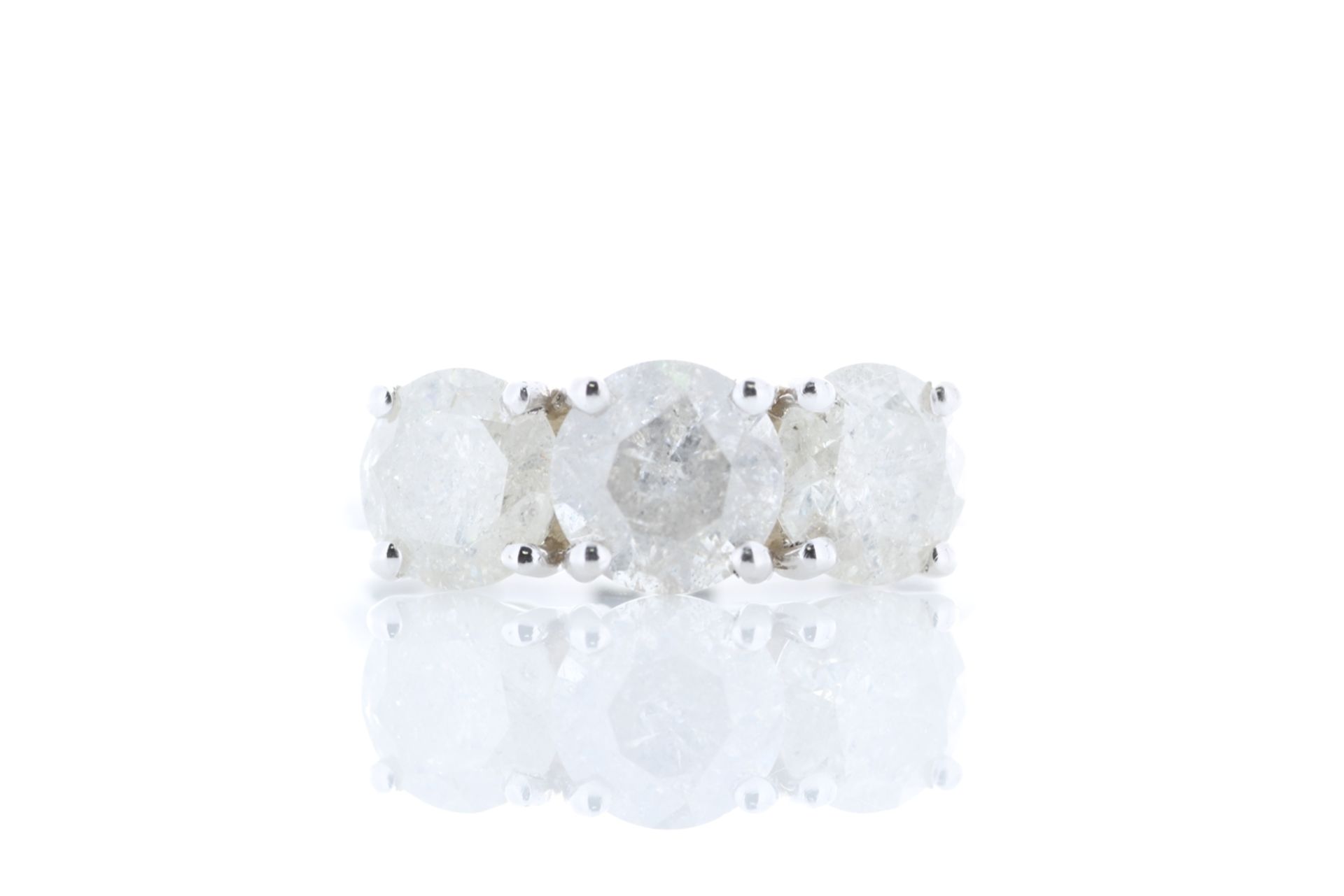 18k White Gold Three Stone Claw Set Diamond Ring 3.45 - Image 2 of 4