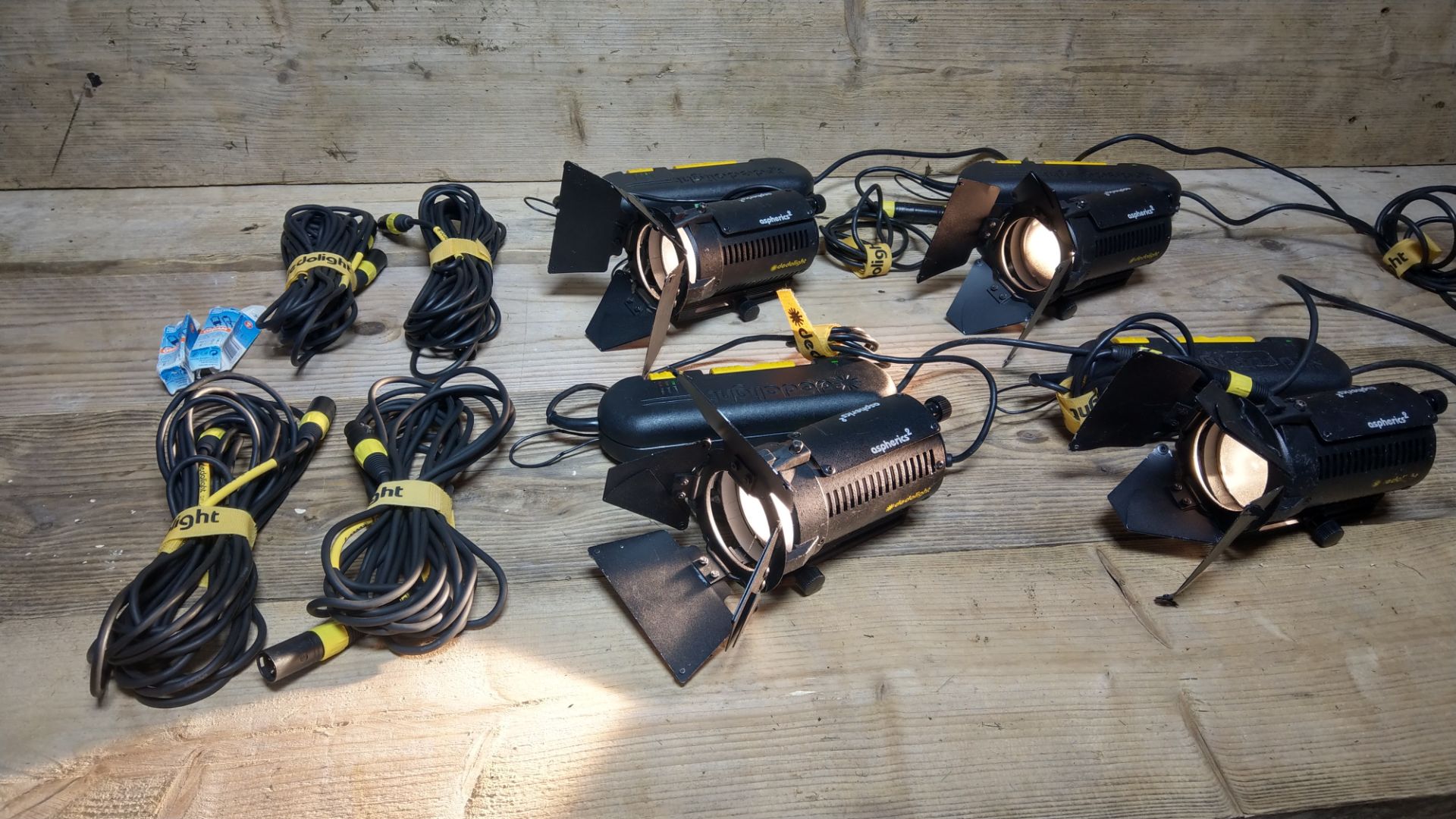 4x Dedo 150w Aspherics2 with dimmers