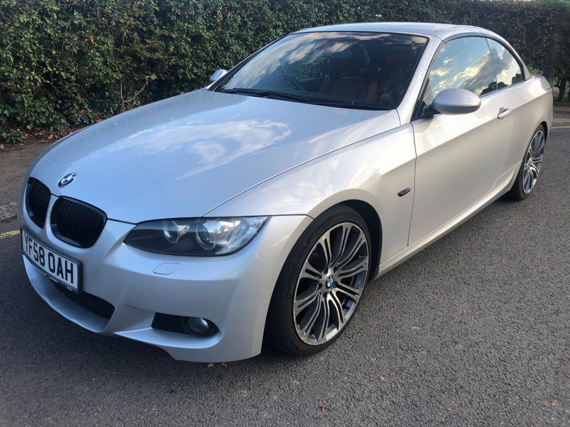 BMW 325D M Sport Auto Convertible With Paddle Shift - Image 6 of 12