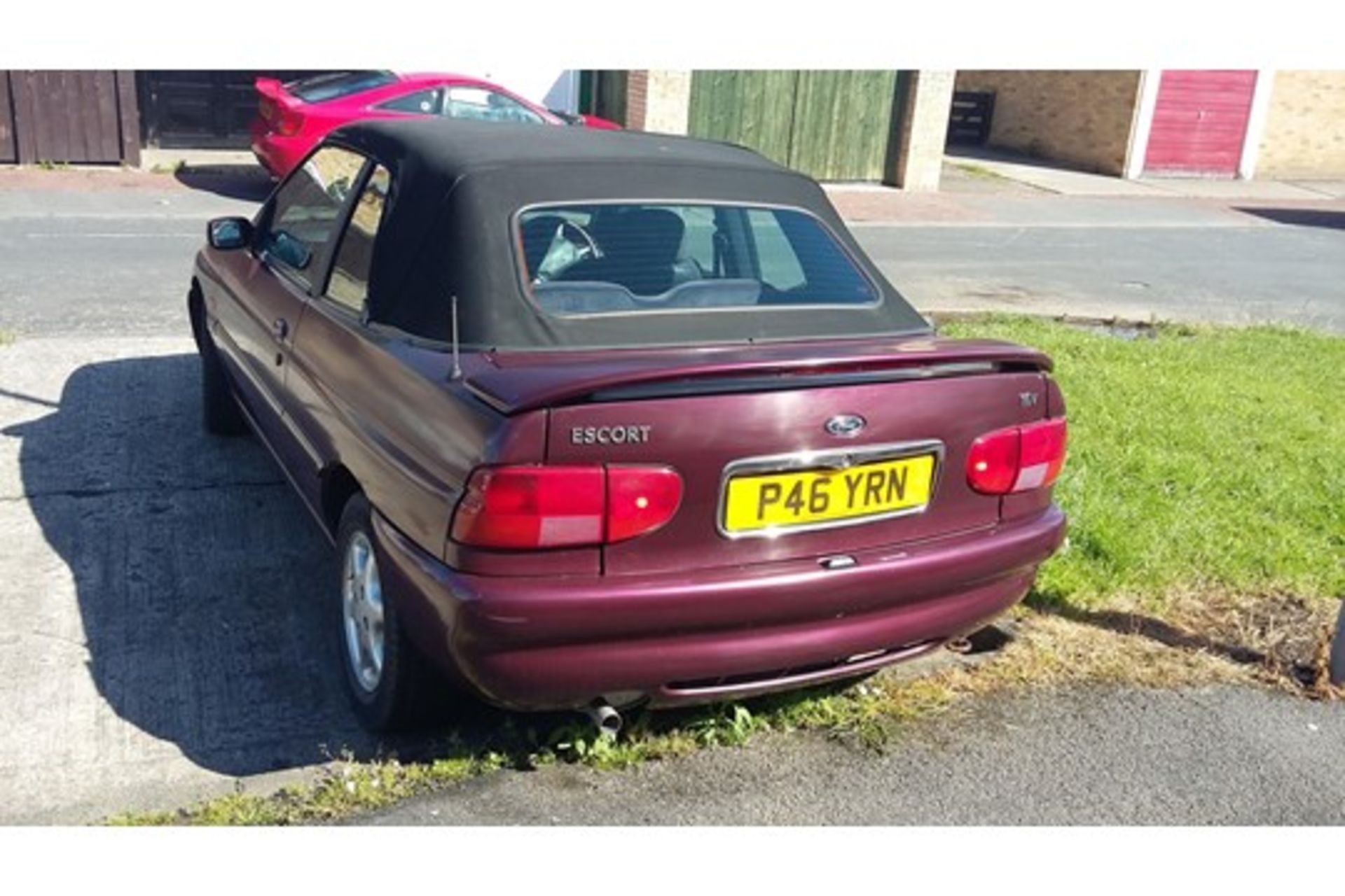 Ford Escort Ghia Cabriolet, Convertible - Image 3 of 16