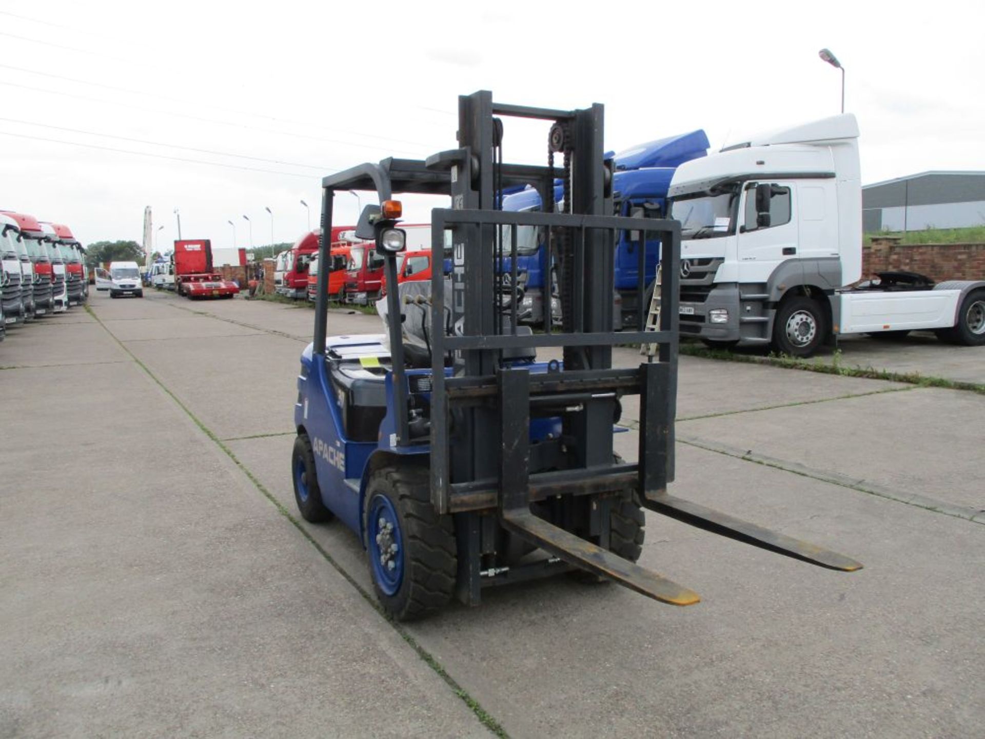 Apache HH30Z-N4-D 3 Ton Diesel Forklift - Image 4 of 11