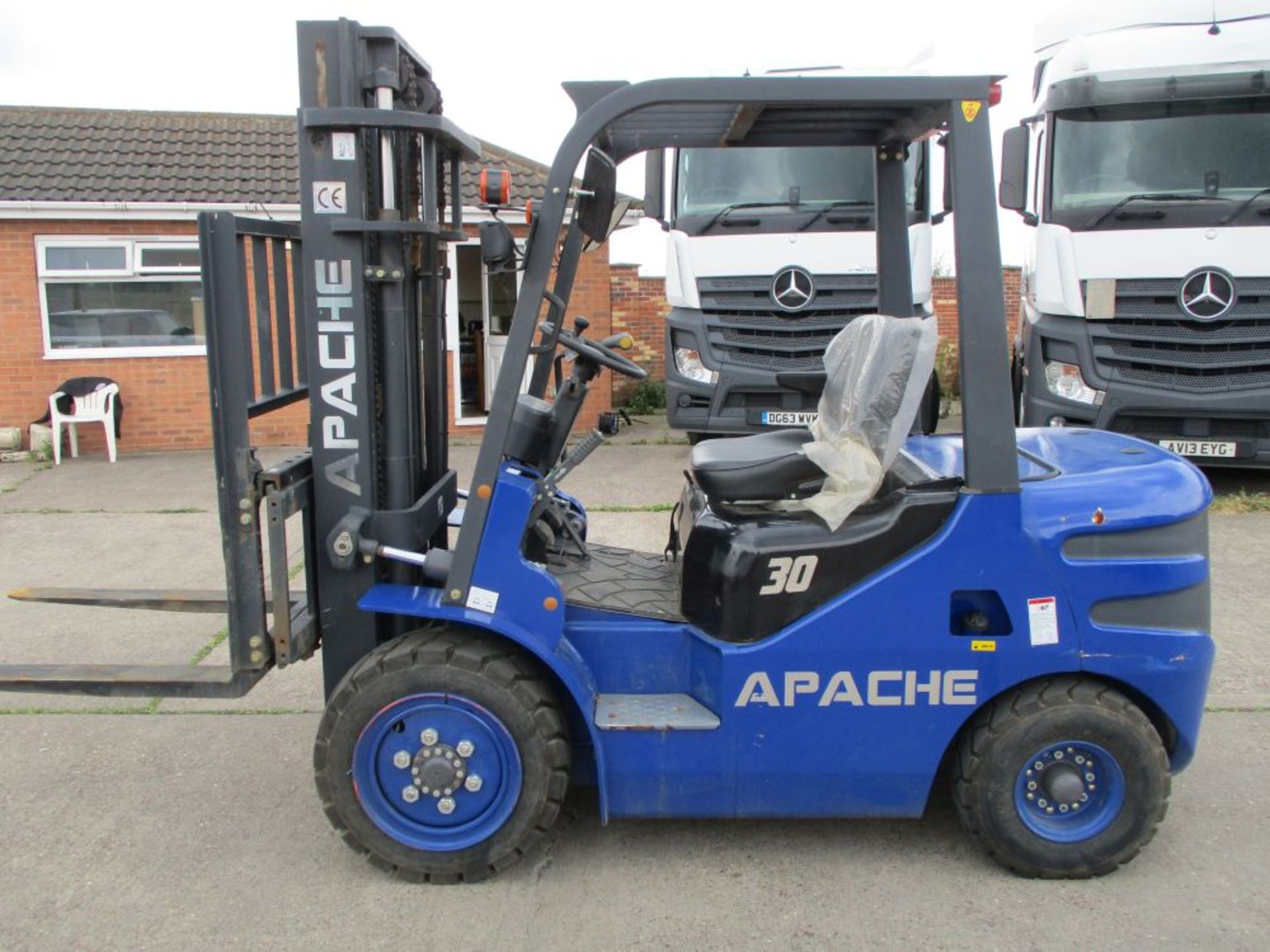 Apache HH30Z-N4-D 3 Ton Diesel Forklift