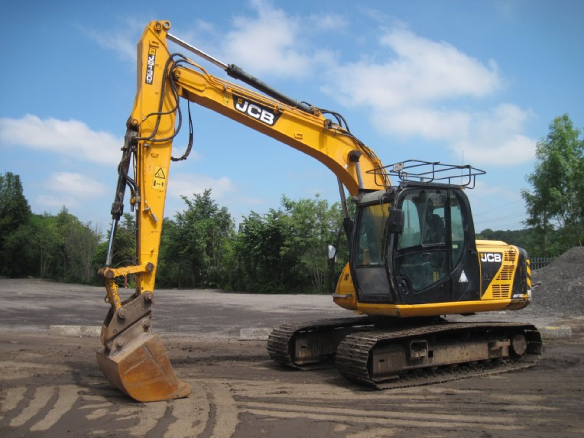 JCB JS130 Excavator - Image 2 of 2