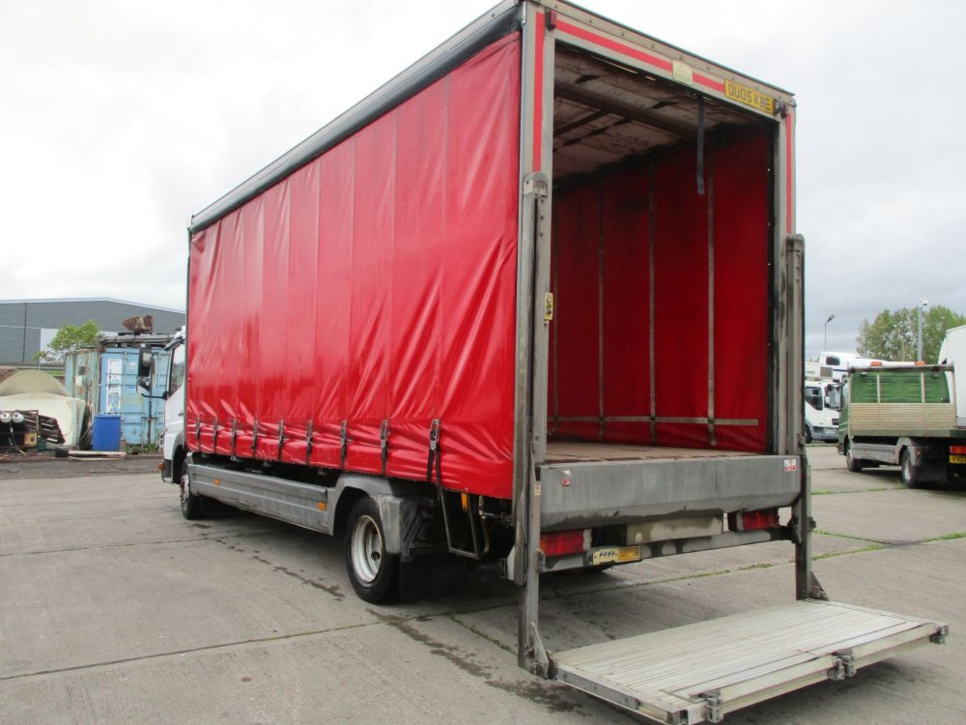 Mercedes 815 Atego, 20ft Curtainsider - Image 6 of 7