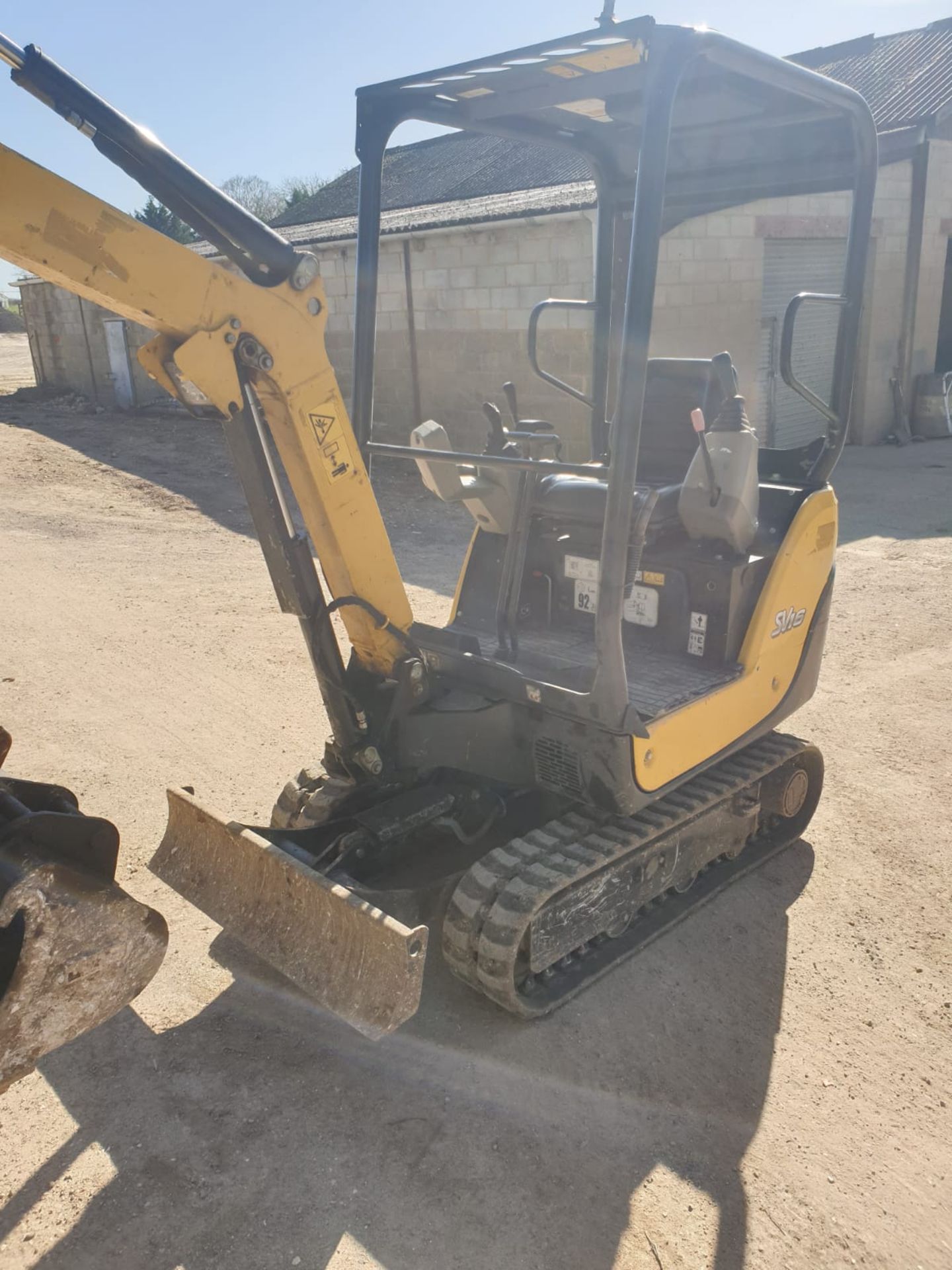 Yanmar SV16 - Image 2 of 10