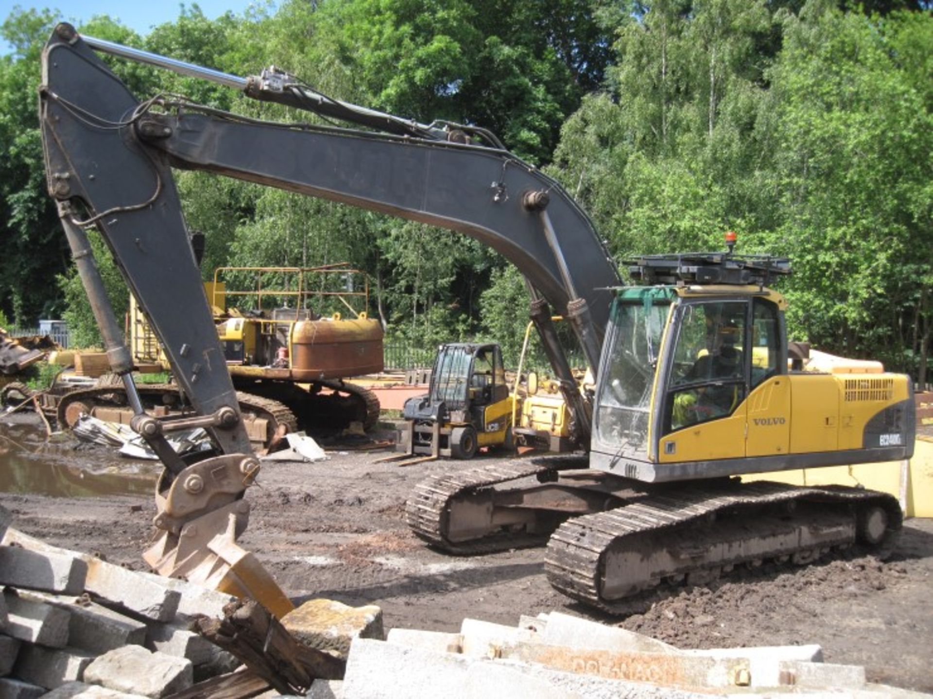 2007 Volvo EC240C Excavator - Image 2 of 2