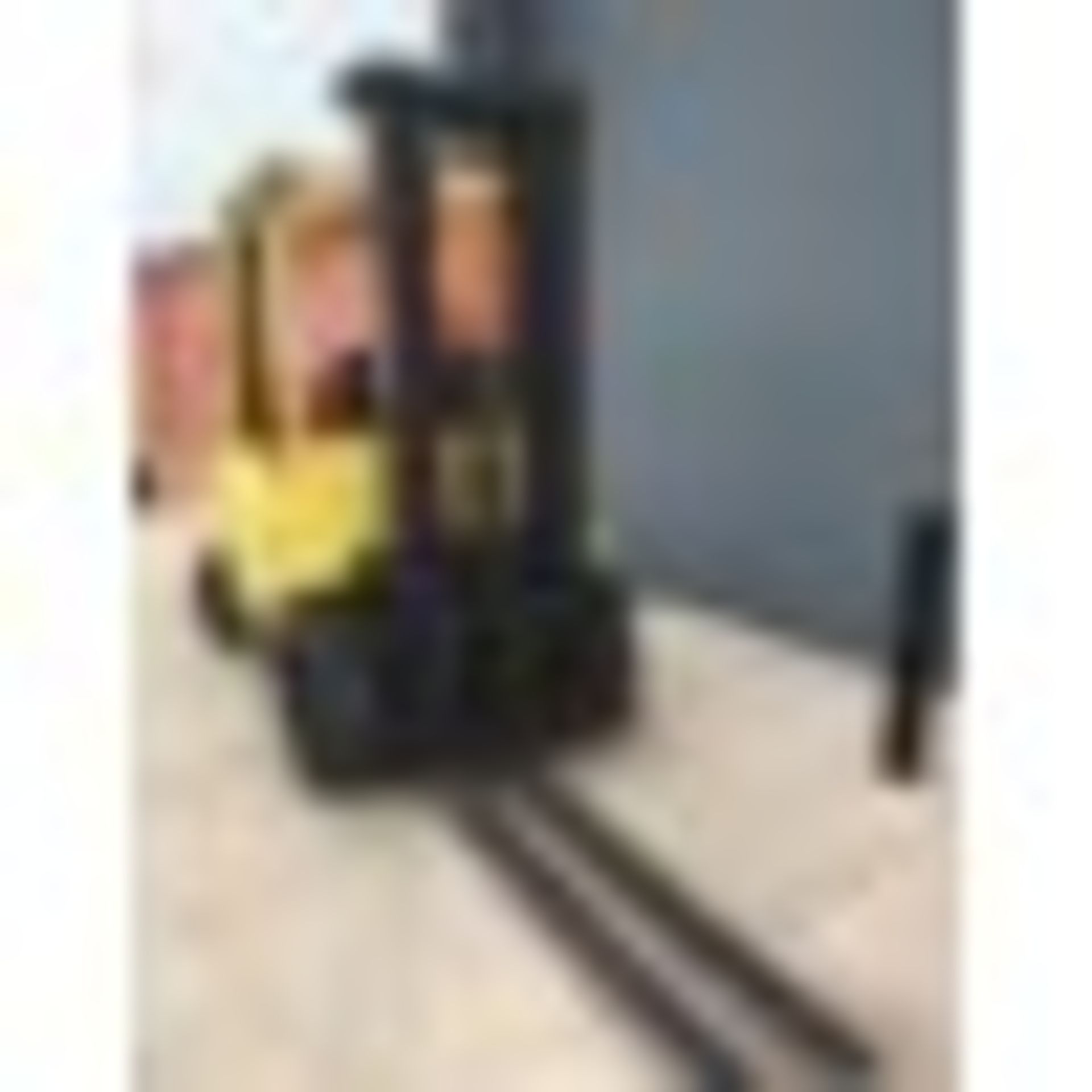2007 Hyster H3.0XM Gas Forklift - Image 2 of 5