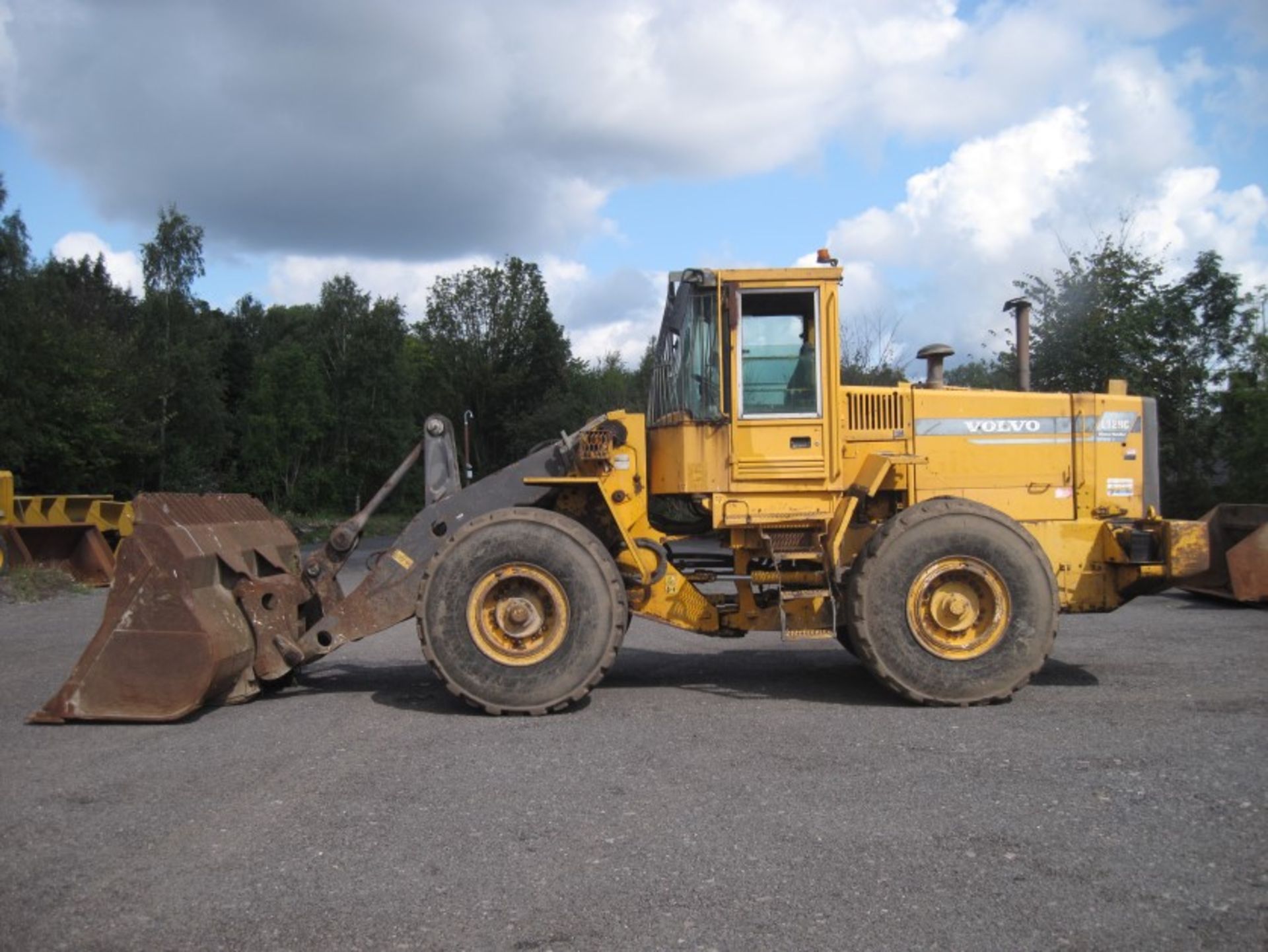 1998 Volvo L120C Loading Shovel