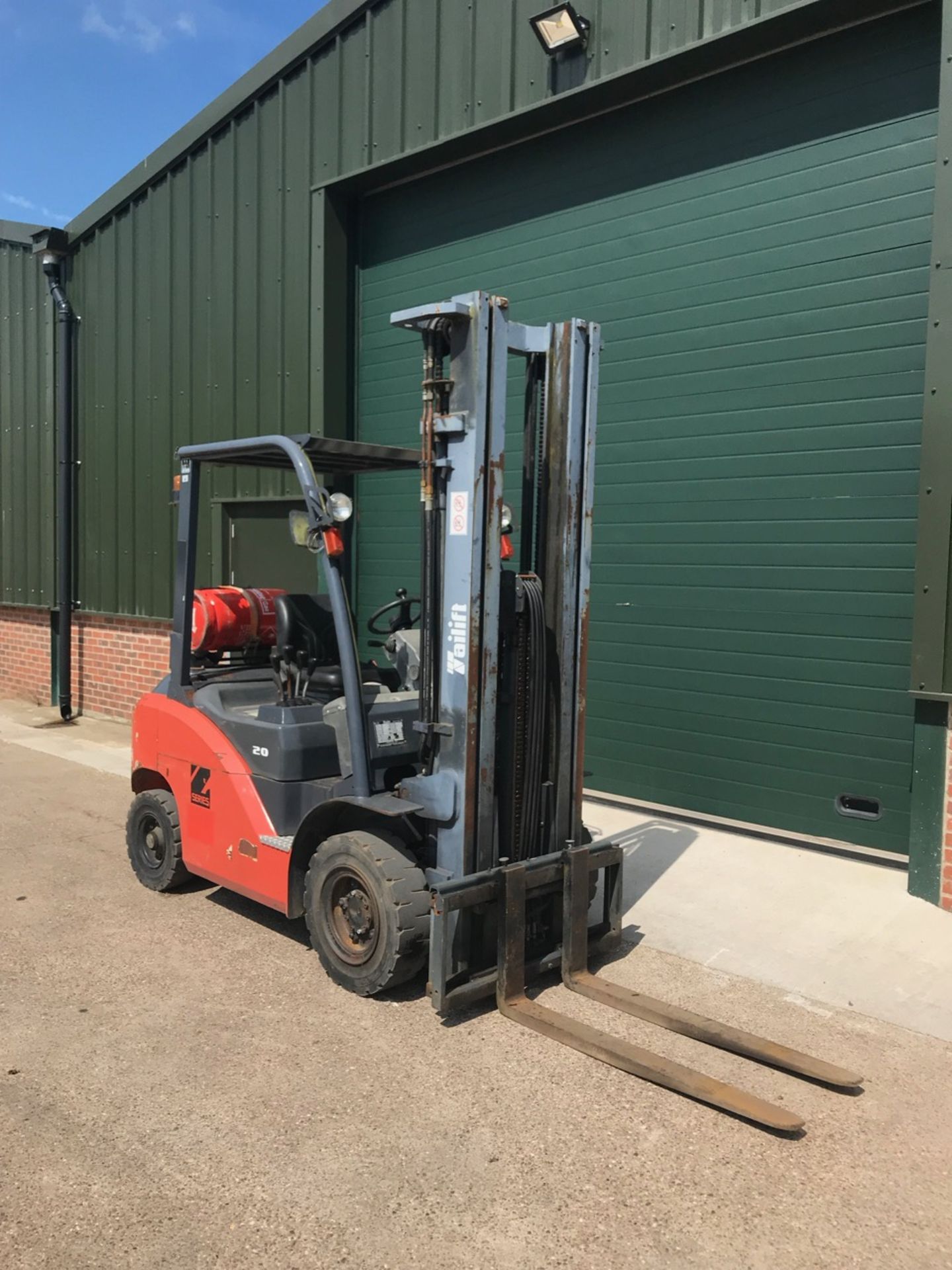 Tailift HFG20 Gas Forklift