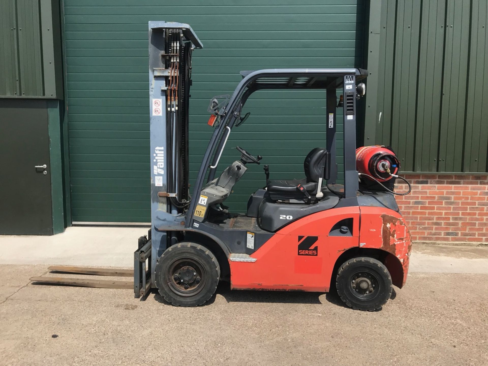 Tailift HFG20 Gas Forklift - Image 2 of 4