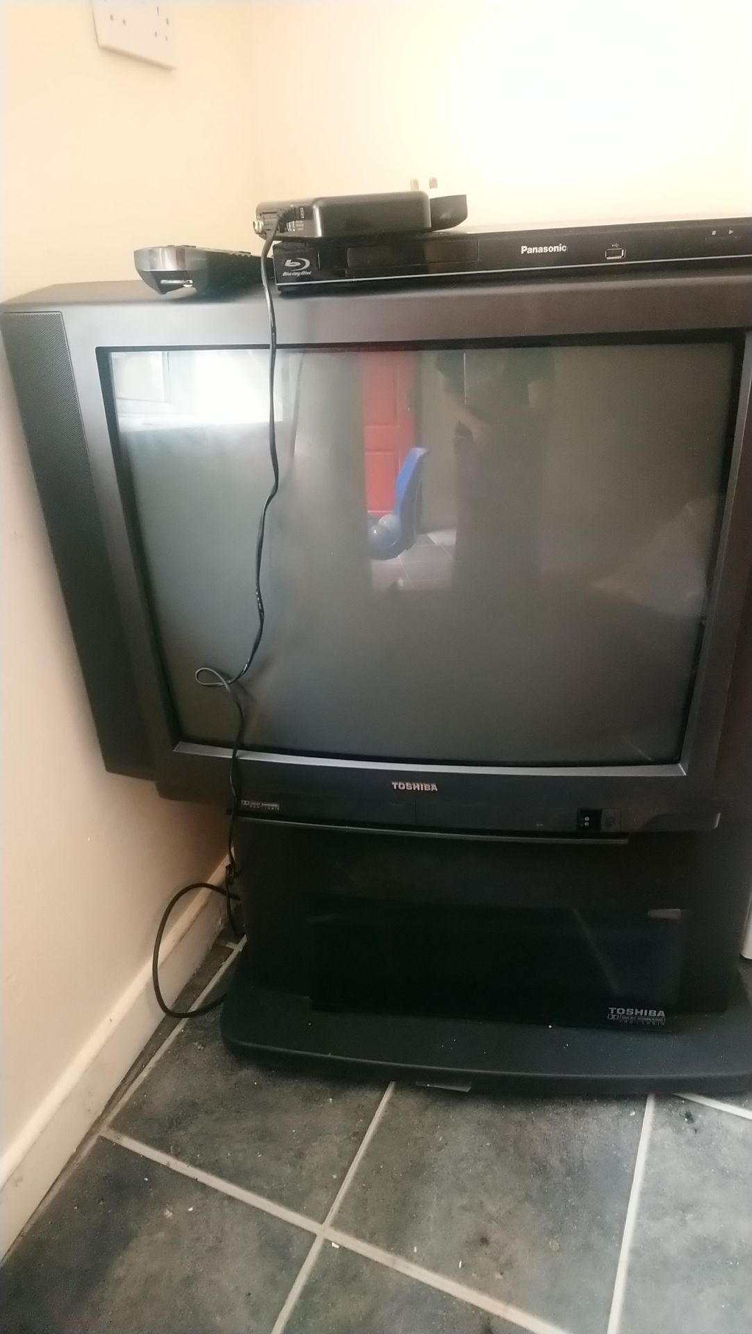 Tv & stand