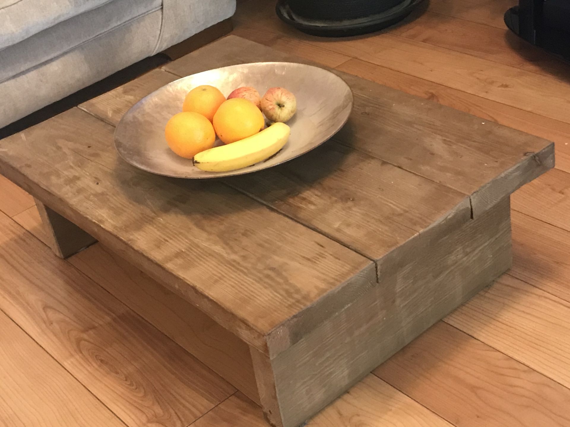 4x Rustic Chunky Distressed wood Coffee Table