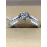 18ct White Gold Diamond Set Ring .20ct