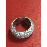 18 ct White Gold Ring with Diamond Cluster