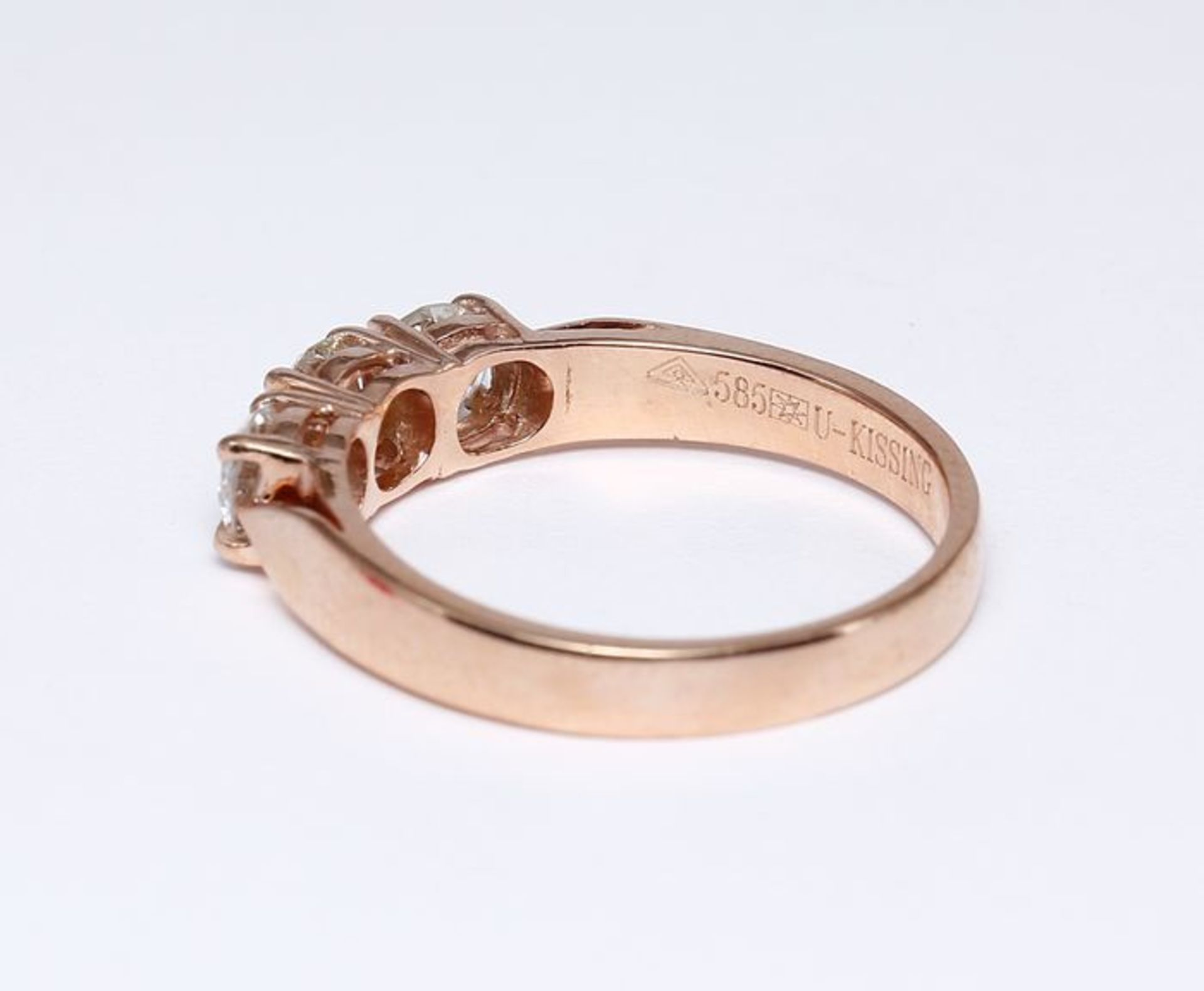 IGI Certified 14 K / 585 Rose Gold Trilogy Solitaire Diamond Ring - Image 5 of 6