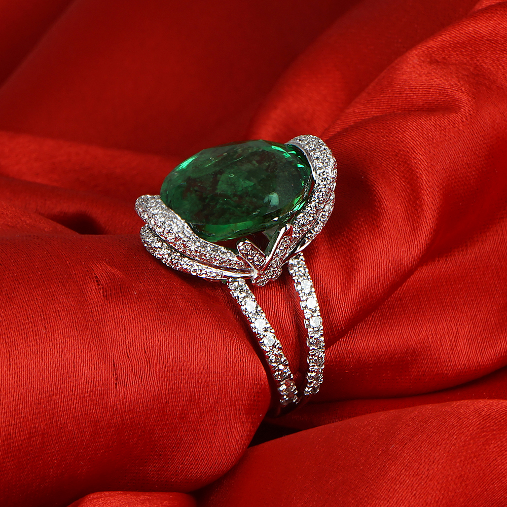 14 K / 585 White Gold Tsavorite Garnet & Diamond Ring - Image 5 of 8