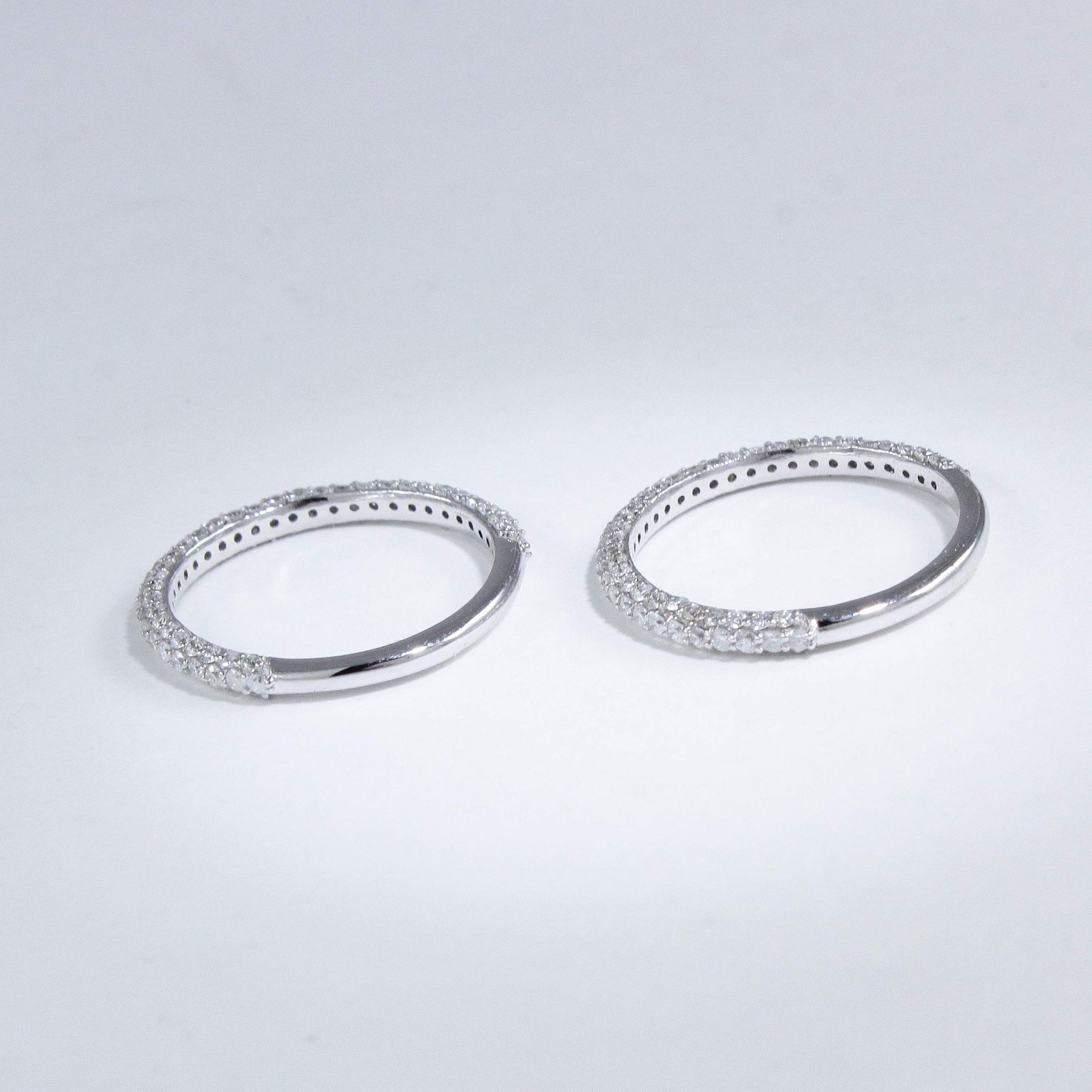 14 K / 585 Set of 2 White Gold Diamond Band Rings - Image 6 of 8