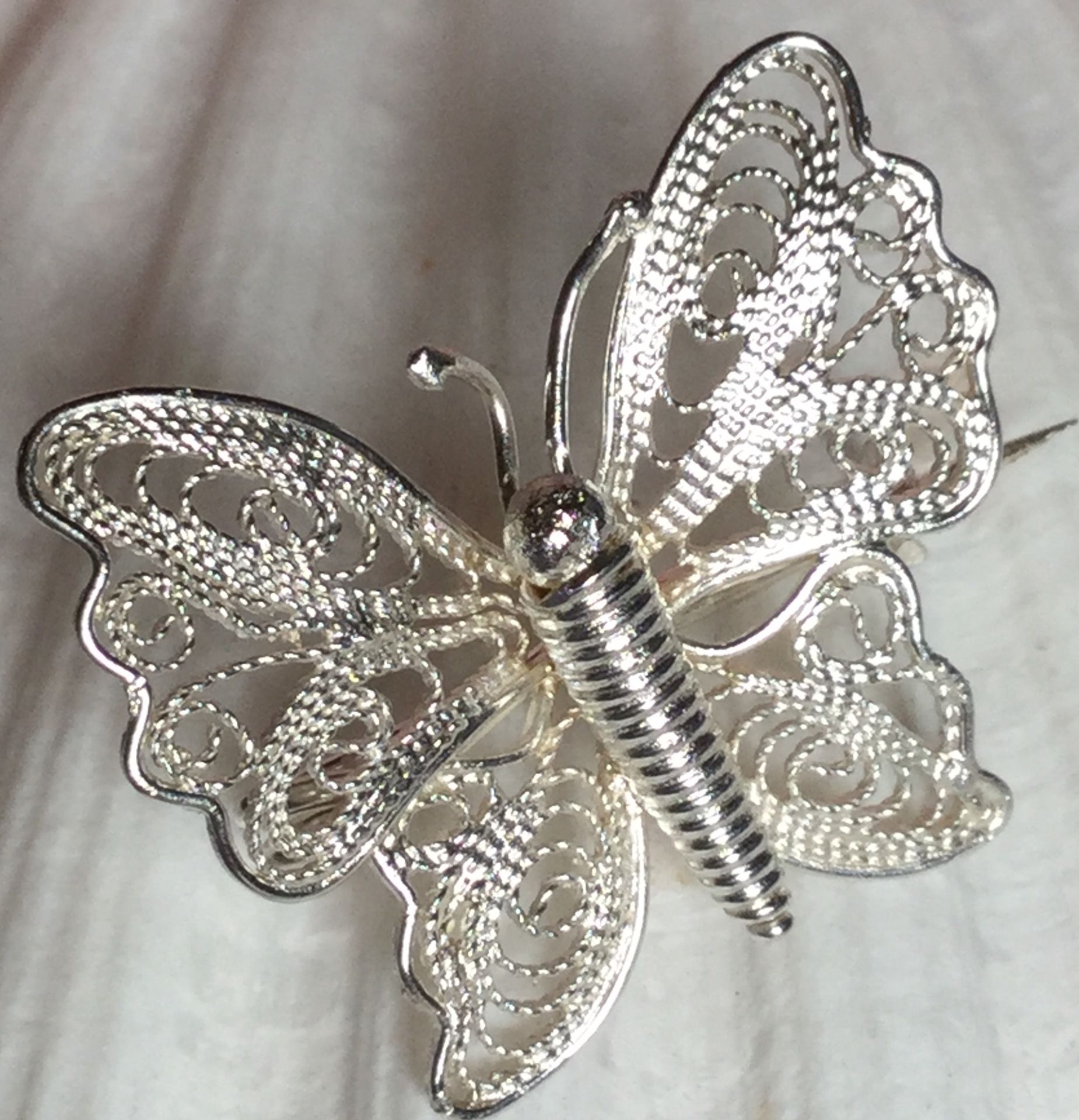Vintage Silver Butterfly brooch Maltese fine filigree detail exquisite - Image 4 of 4