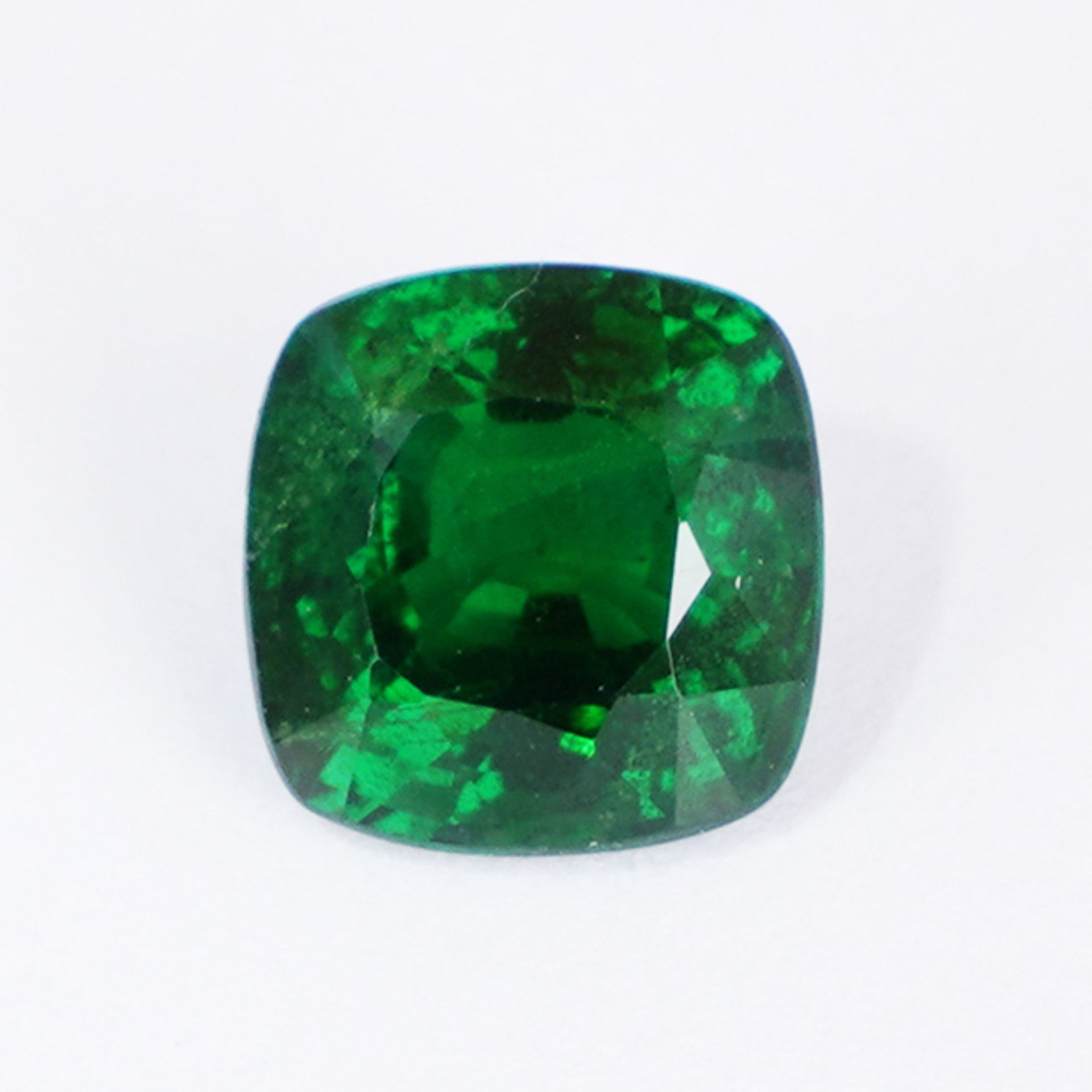 GIA Certified 2.02 ct. Tsavorite (Grossular-Garnet) - KENYA, EAST-AFRICA