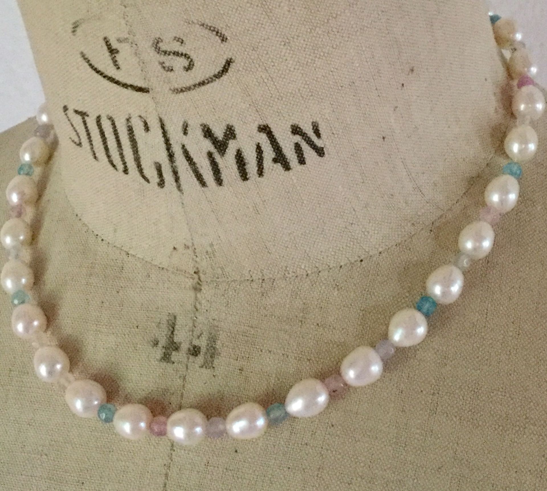 Freshwater Cultured Pearl Necklace and Beryl facate delicate bridal colour 925 silver - Image 3 of 7