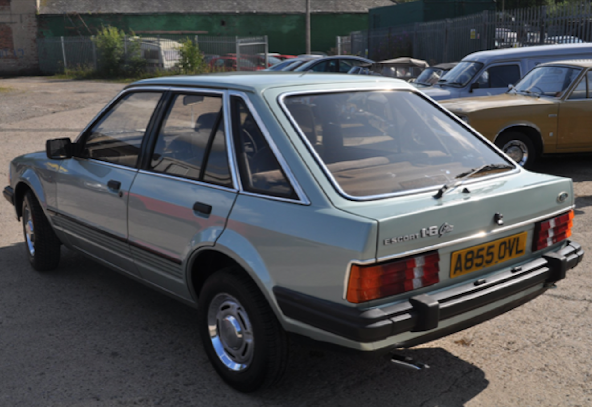 1983 Ford Escort 1.6 Ghia - Bild 11 aus 22