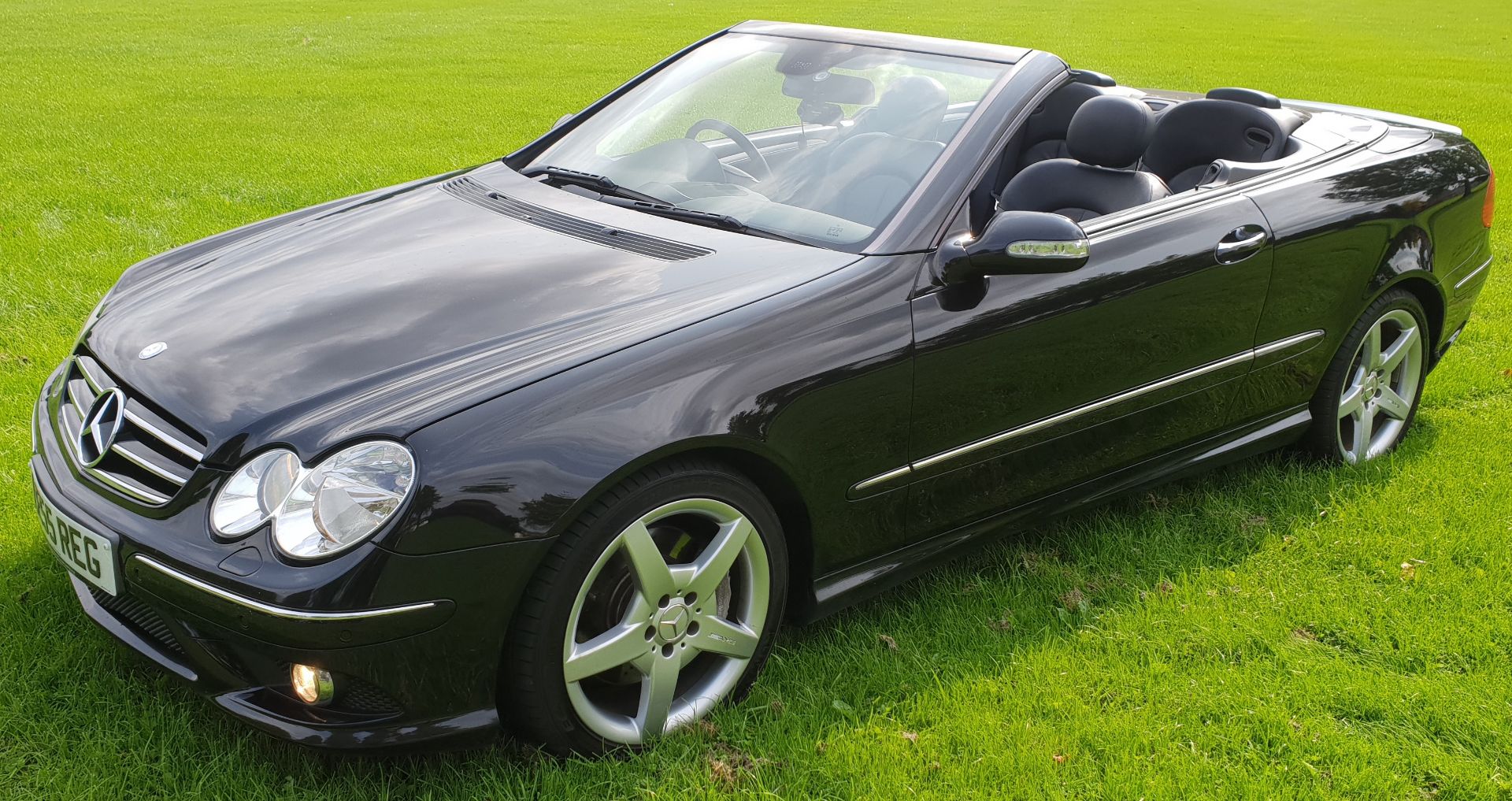 2006 Mercedes CLK280 Sport with AMG kit. Fully loaded + Sat-Nav in Excellent condition - Bild 9 aus 16