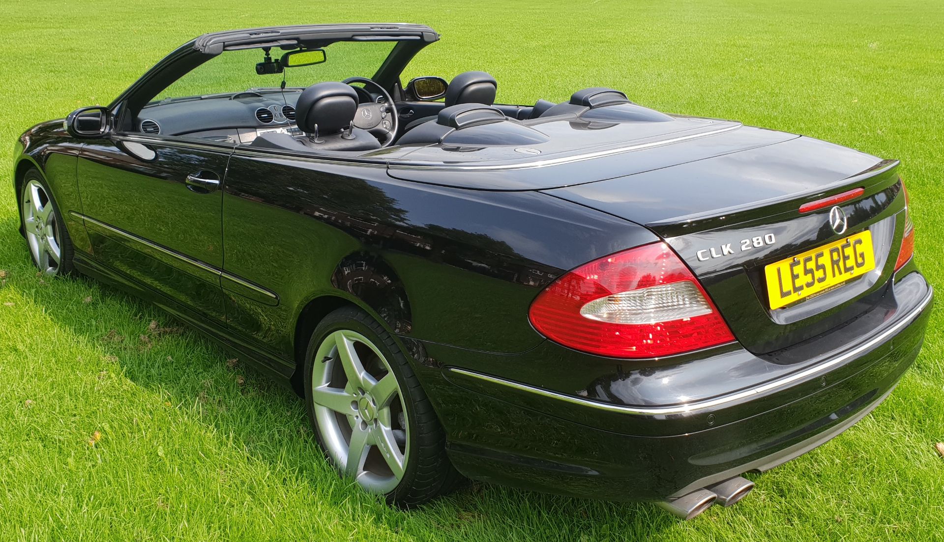 2006 Mercedes CLK280 Sport with AMG kit. Fully loaded + Sat-Nav in Excellent condition - Bild 5 aus 16