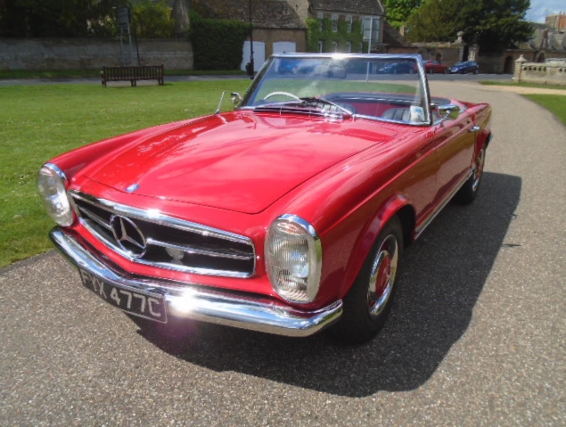 1965 Mercedes 230 SL Pagoda (RESTORED) - Bild 3 aus 12