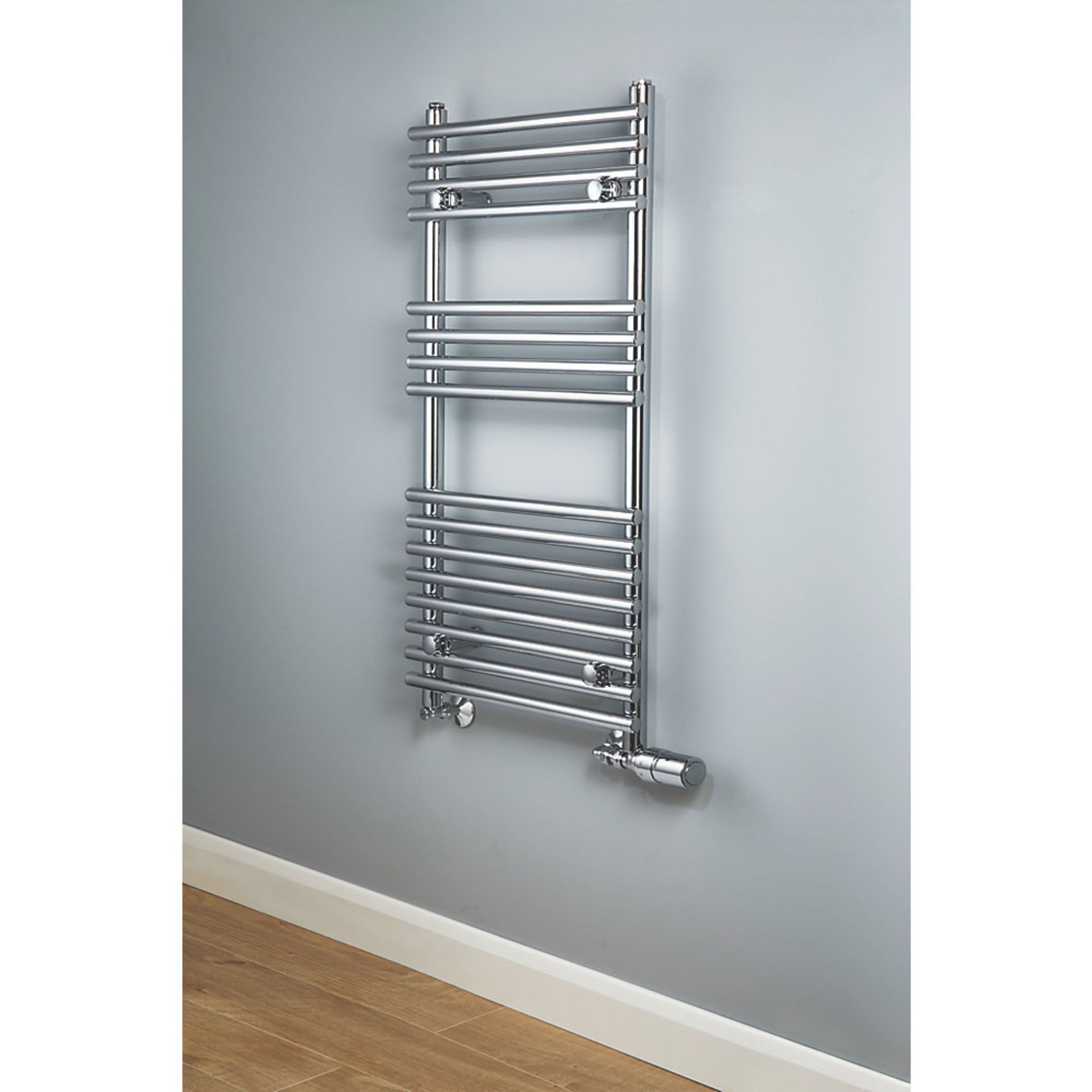 (EY158) 900 x 450mm Chrome Towel Warmer. Mild steel construction with a chrome-plated finish. Flat