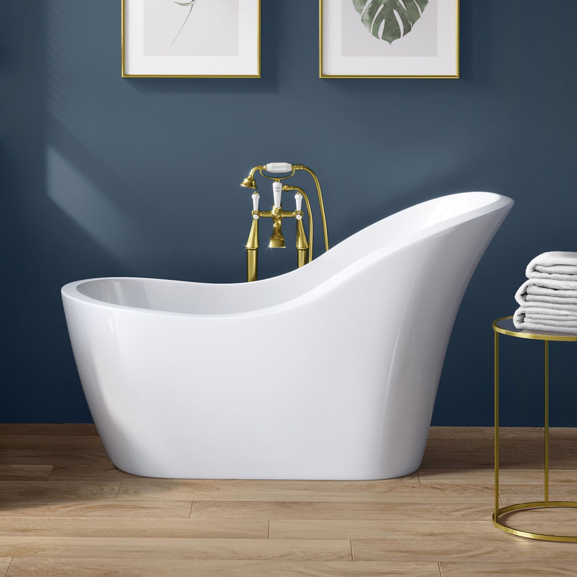 (KL7) 1520x720mm Evelyn Freestanding Bath. Manufactured from High Quality Acrylic, complimented by a