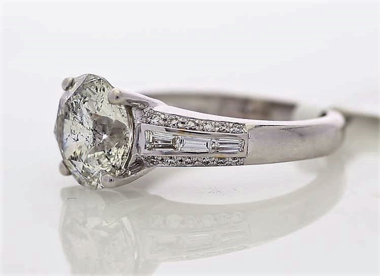 18k White Gold Single Stone Prong Set With Stone Set Shoulders Diamond Ring 3.90 - Image 2 of 3