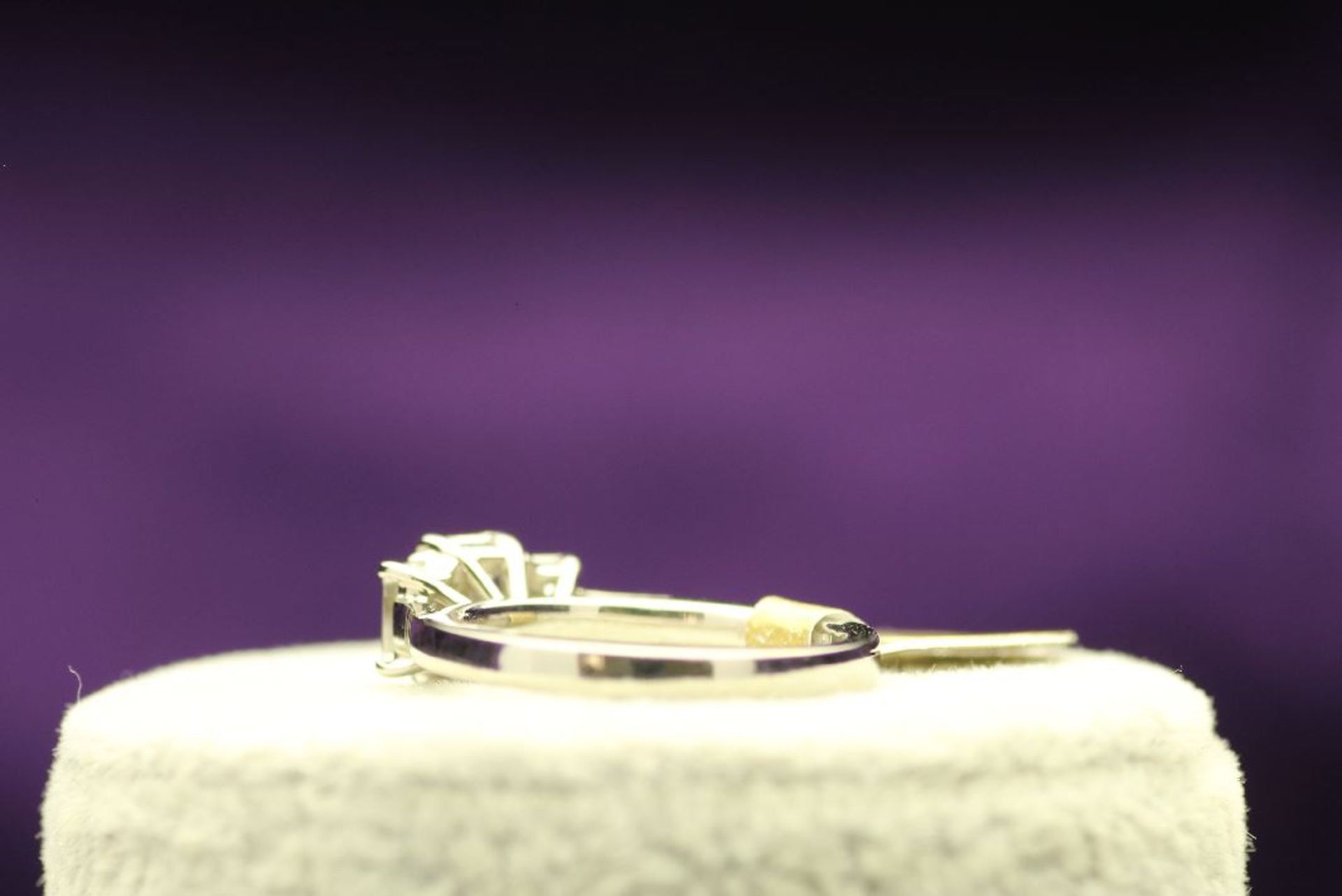 Platinum Three Stone Claw Set Diamond Ring 1.25 - Image 3 of 4
