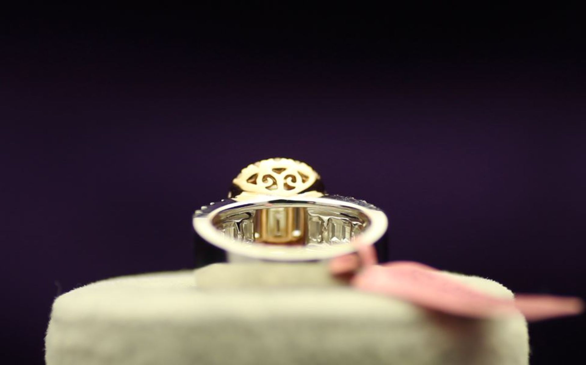 18k White Gold Fancy Cluster Diamond Ring 2.36 - Image 3 of 4