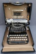Antique Vintage Portable Corona Typewriter No. 3 July 1917 With Original Case. Case measures 11