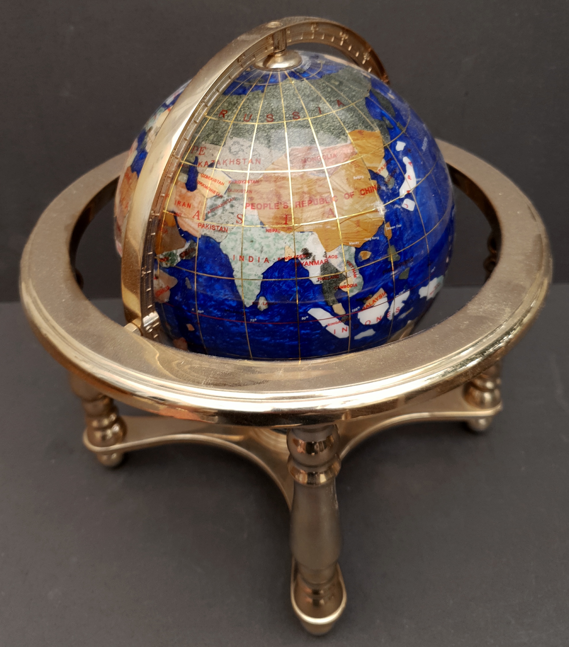 Vintage Brass and Agate Decorative Globe on a Blue Ground. Measures 9 inches diameter. Part of a - Image 2 of 2