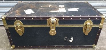 Vintage Collectable Black Wooden Travel or Storage Trunk. Measures 30 inches by 16 inches by 12
