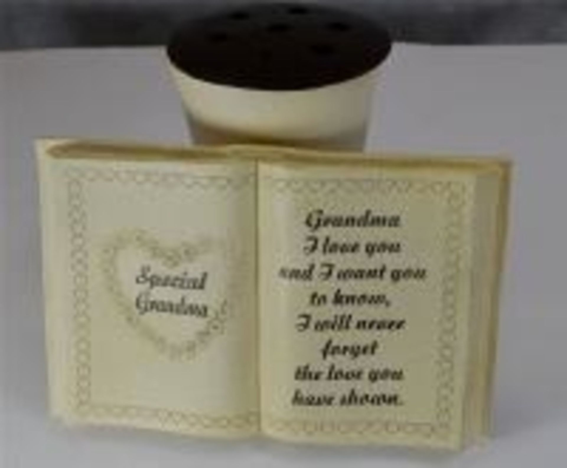New & Sealed Packaging - Grandma Memorial Vase Book - 35 Items - RRP £524.65