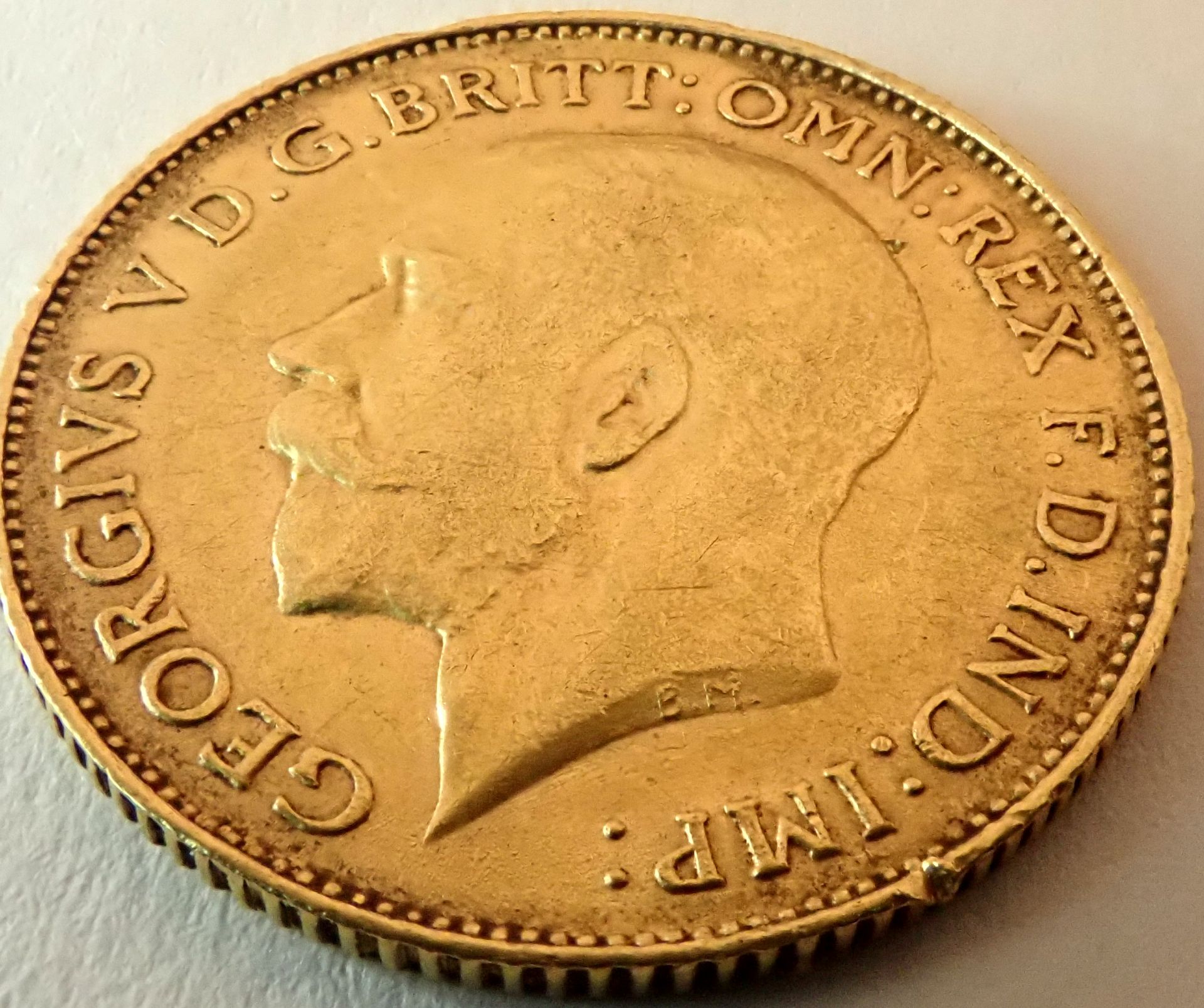 ½ Sovereign - George V. 1925