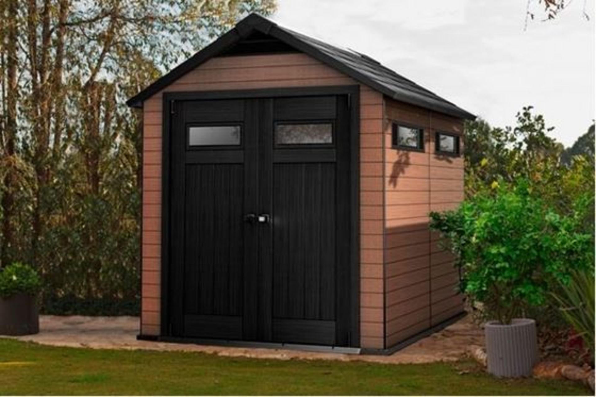 As New and Boxed The Fusion 759 shed is made out of a unique wood-plastic composite and has a sturdy