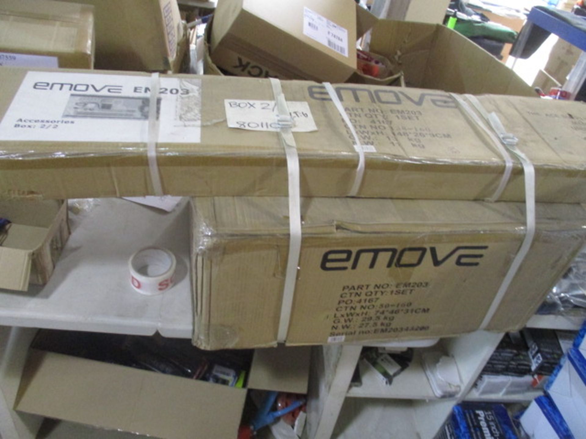 Brand new sealed cartons Caravan Mover EM203