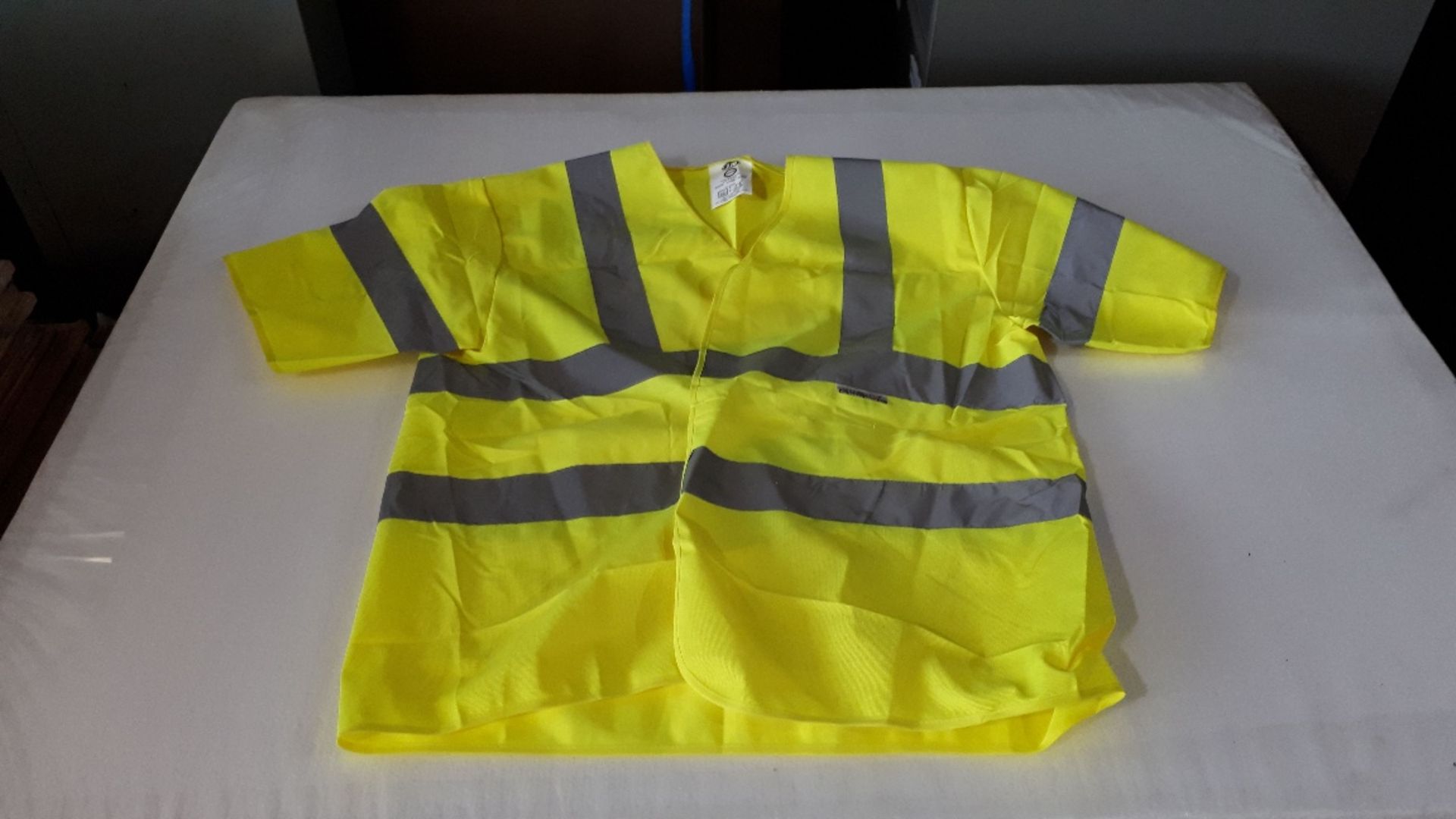 100pcs Brand new Sealed HiViz Short Sleeve Jerkin