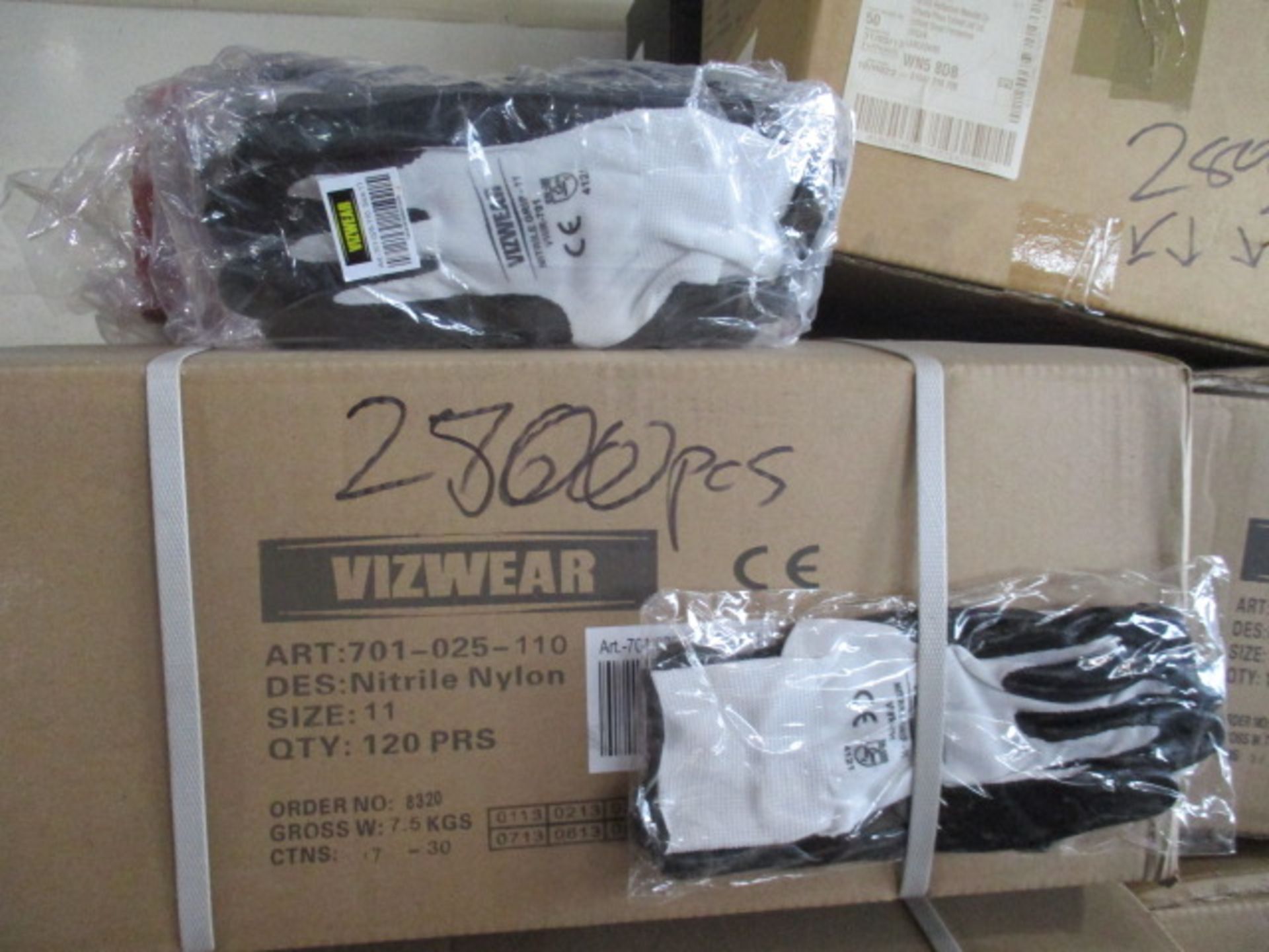 200 pairs of Vizwear workwear Nitrikle gloves Size 10/11