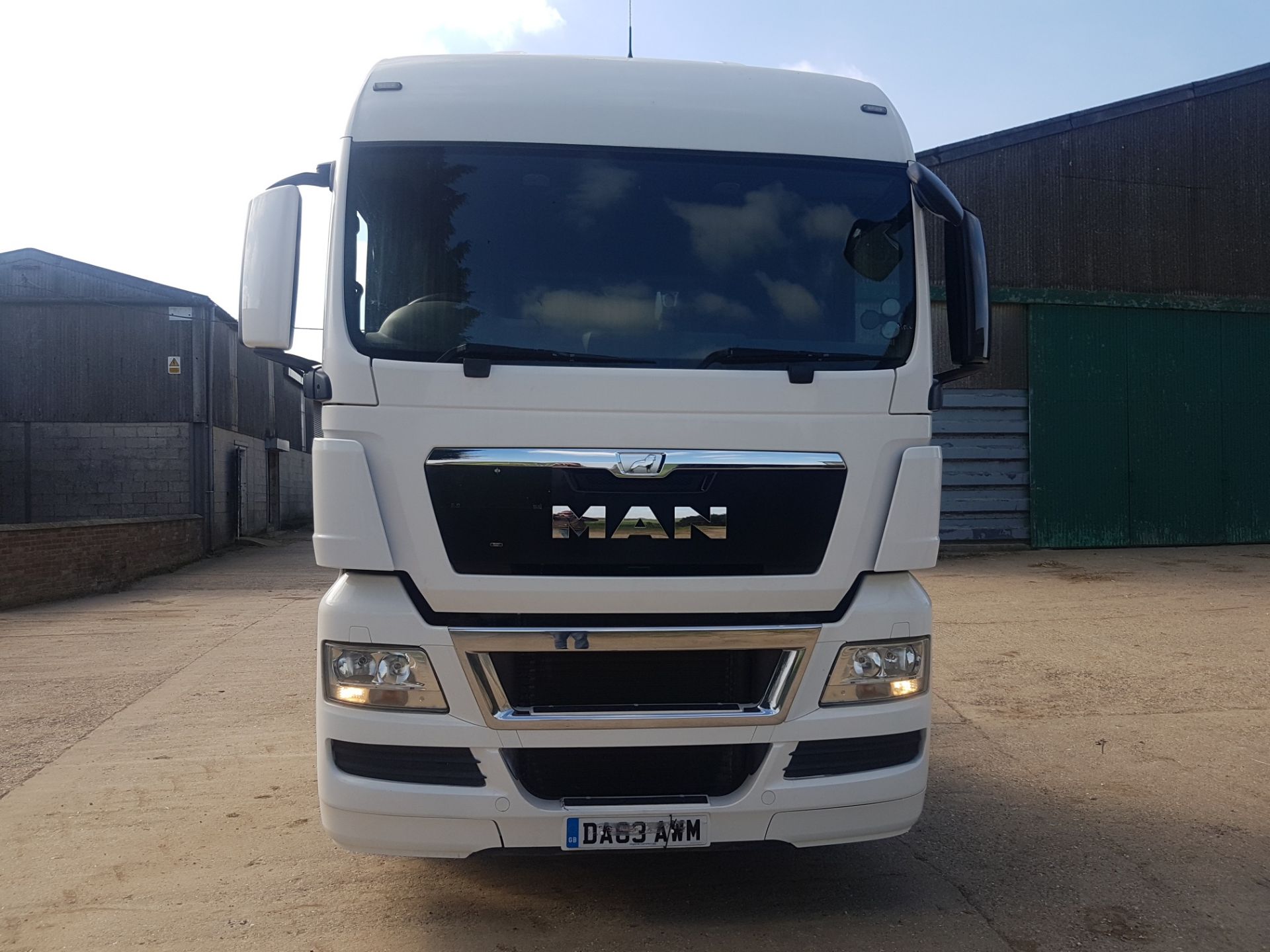 MAN TGX Tractor Unit - Image 2 of 13