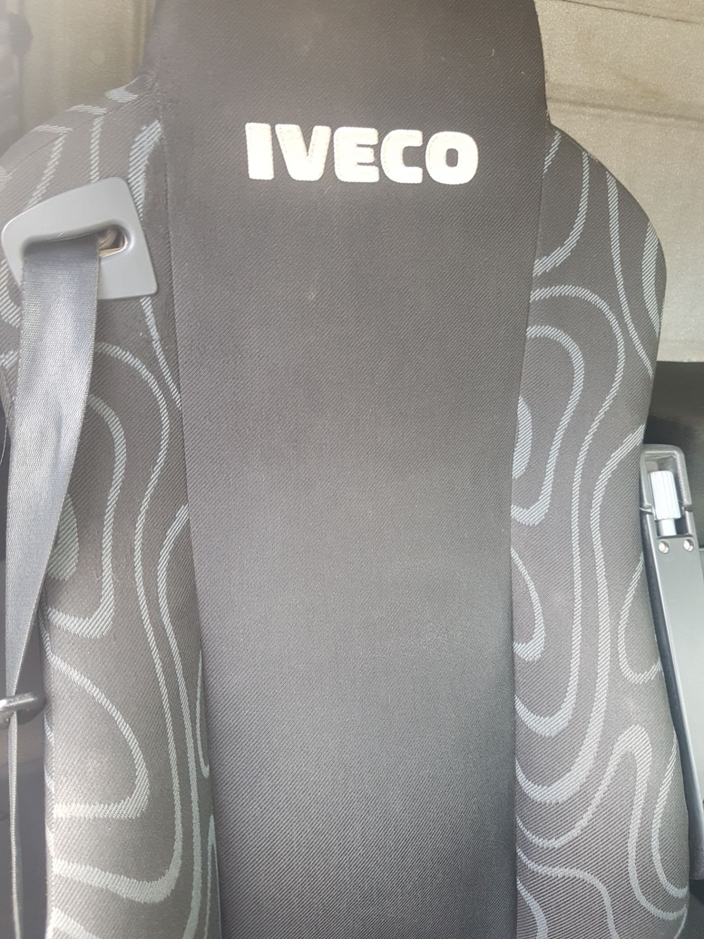 Iveco Stralis 6x2 Tractor Unit CW Tipper Gear - Image 19 of 19