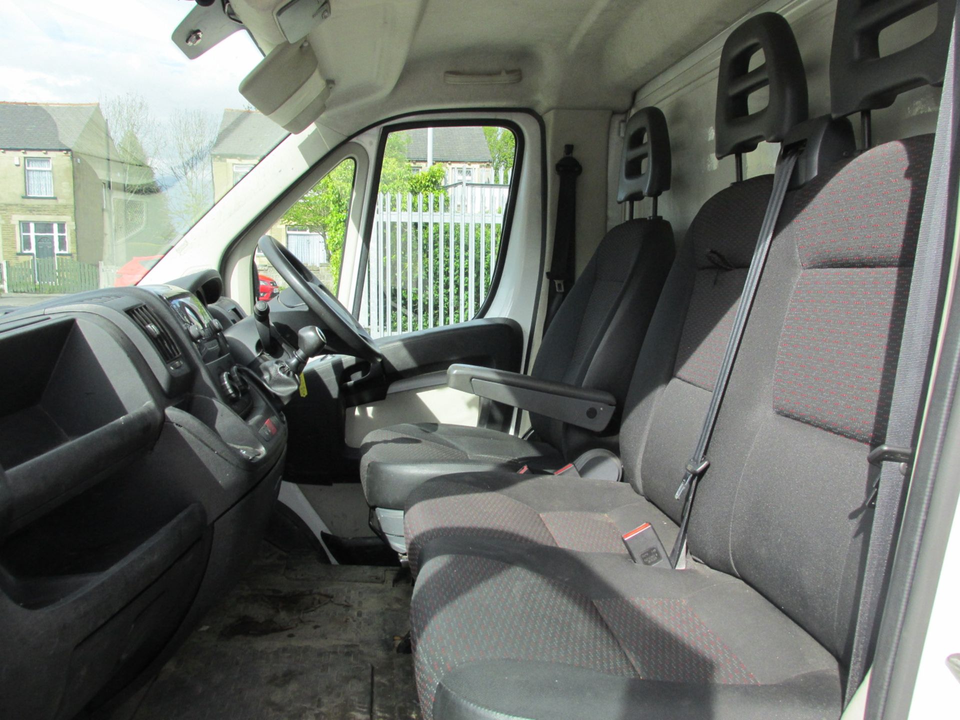 2015 "65 Reg" Peugeot Boxer 4.1m Low Loader Box Van with Dhollandia Tail Lift - over £38k when new - Image 11 of 12