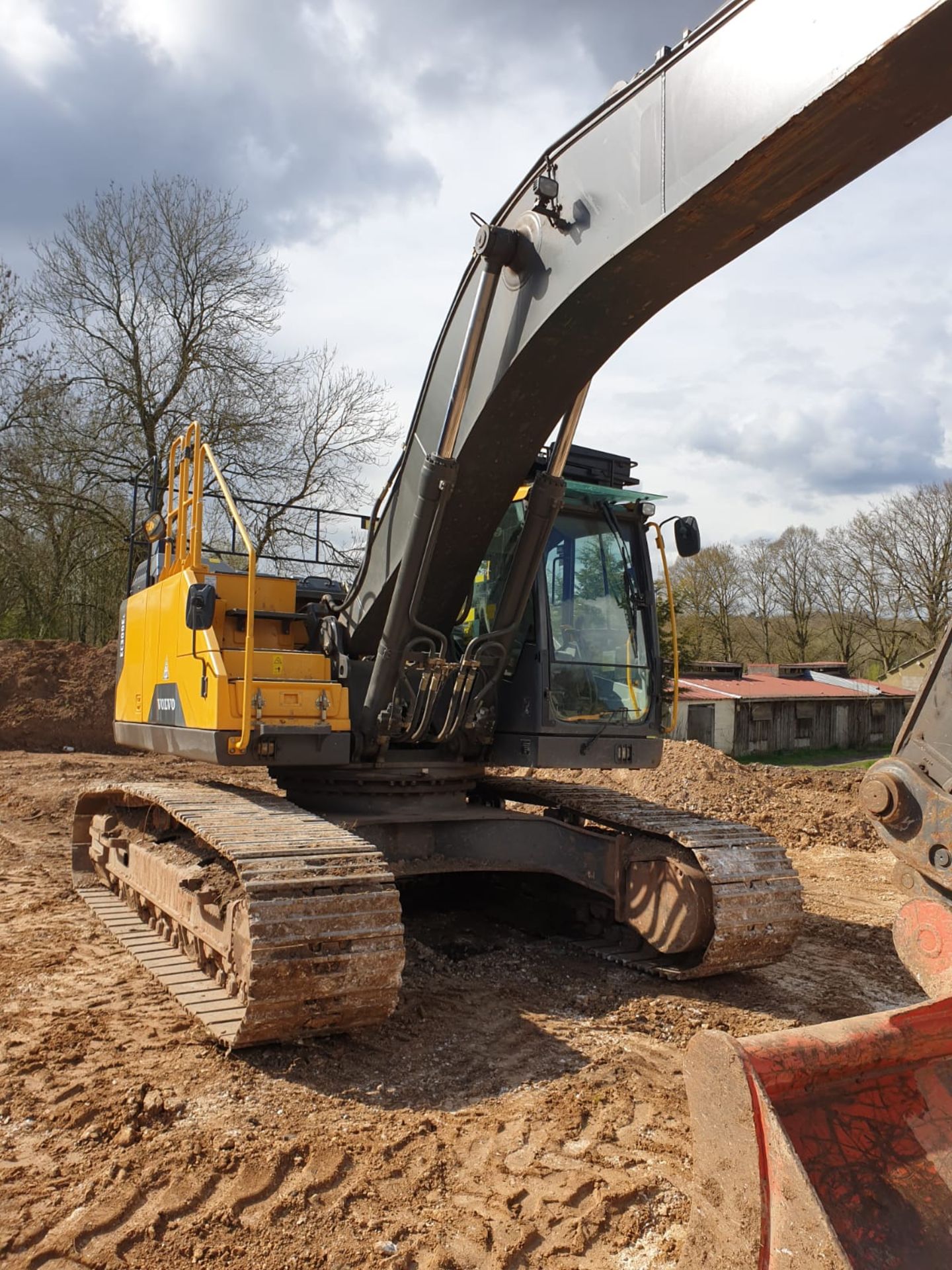 Volvo EC300EL Excavator - Image 3 of 22