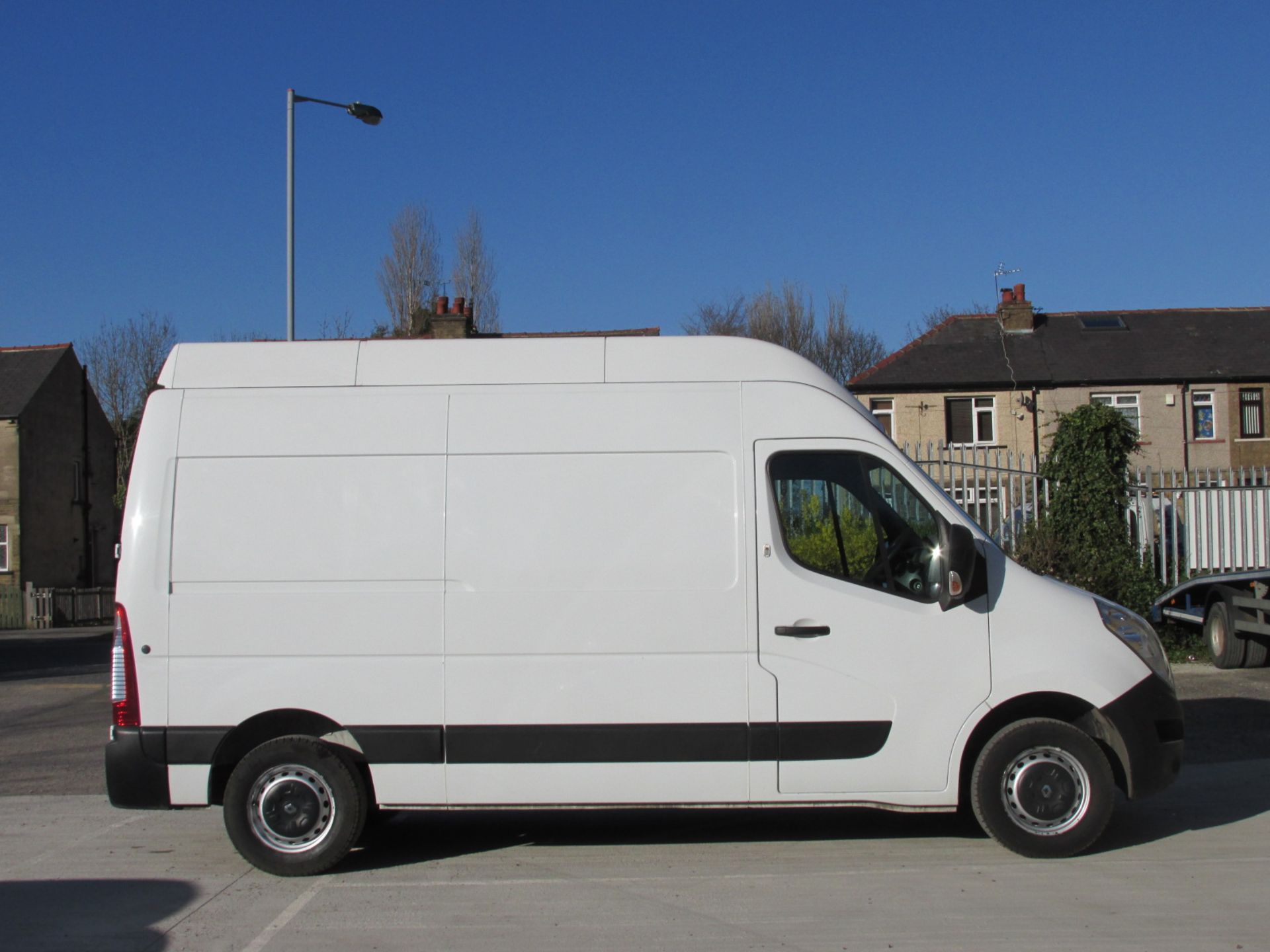 BN15 XNJ Renault Master MH35DCi 125High Roof Panel Van - 1 Owner - Image 10 of 20