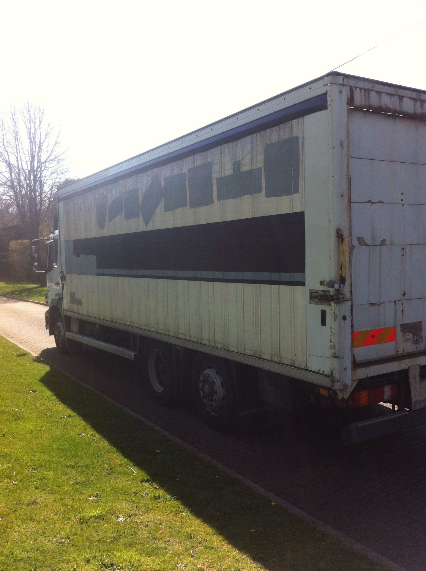 Mercedes Axor 2528Ll Curtain Side Road Friendly Suspension 3 Axle Rear Steer 6370Cc - Image 6 of 20